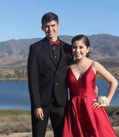 A-Line Burgundy Spaghetti Straps V-Neck Burgundy Short Homecoming SWK10769