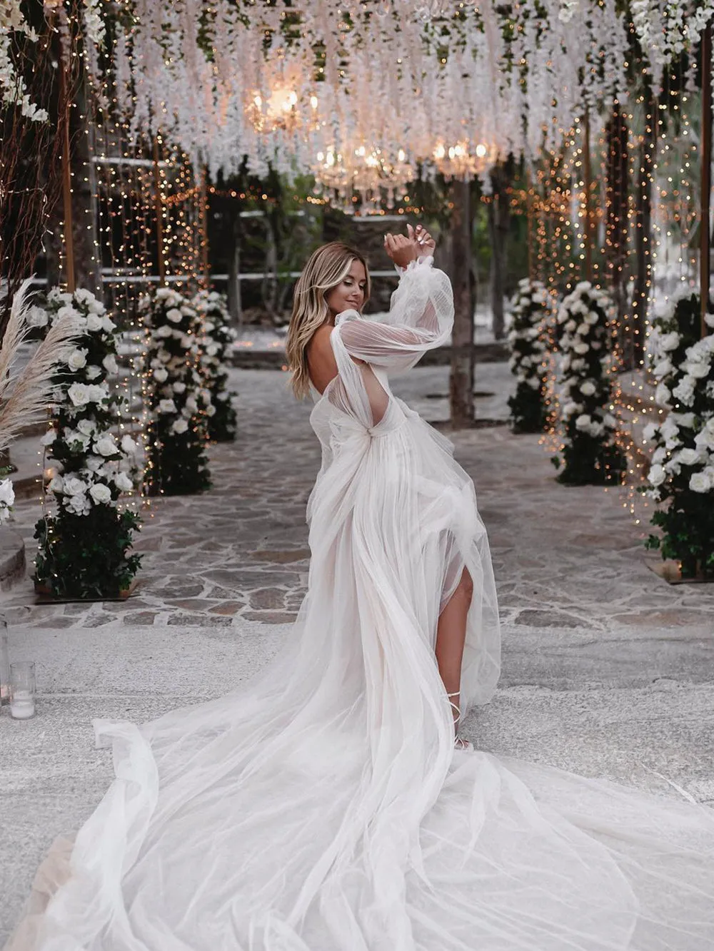 A Line Long Sleeves Wedding Gown Soft Tulle Bohemian Wedding Dress WD1923