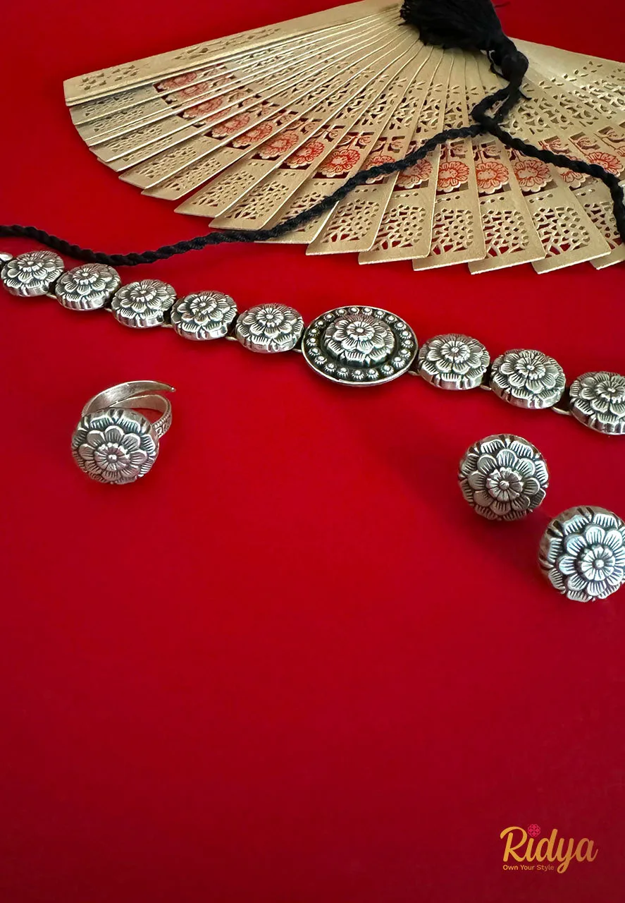 A String of Rose Versatile Choker, Studs and Ring