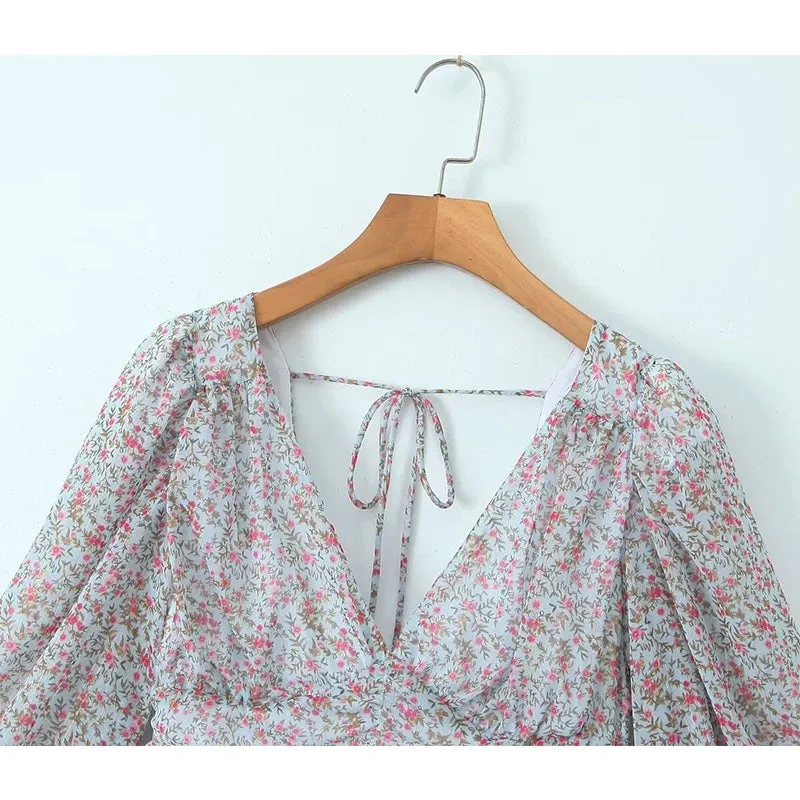Aiertu  Spring 2024 Women Sexy Backless Floral Print Dress Puff Sleeve V Neck Layered Ruffle Cake Mini Dresses Holiday Party Robe