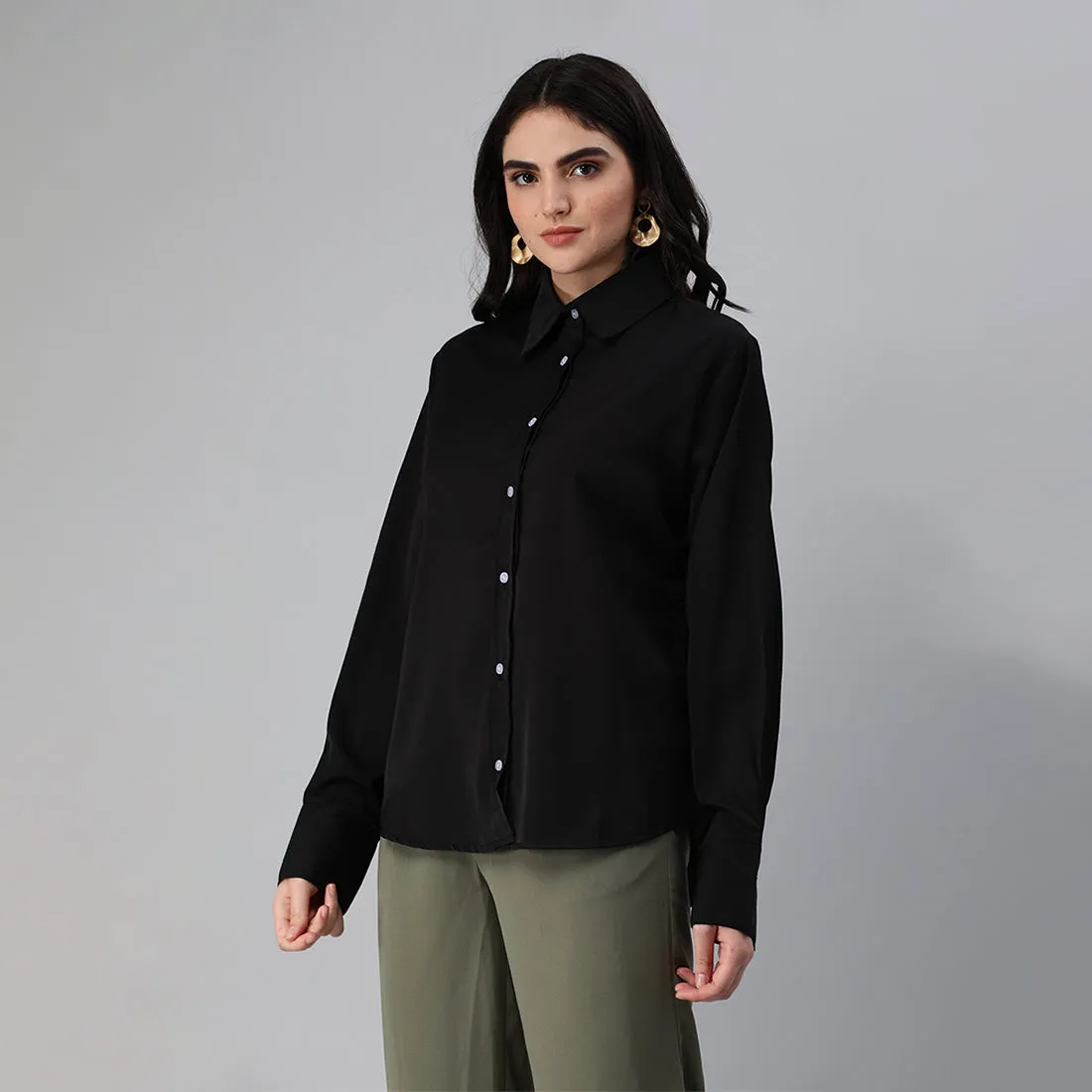 Basic Long Sleeved Collared Shirt