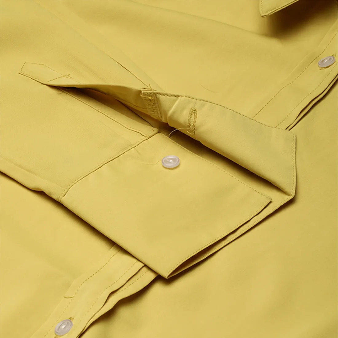 Basic Long Sleeved Collared Shirt