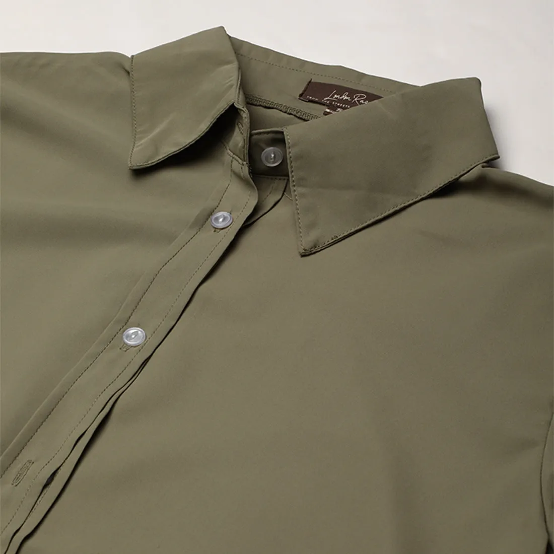 Basic Long Sleeved Collared Shirt