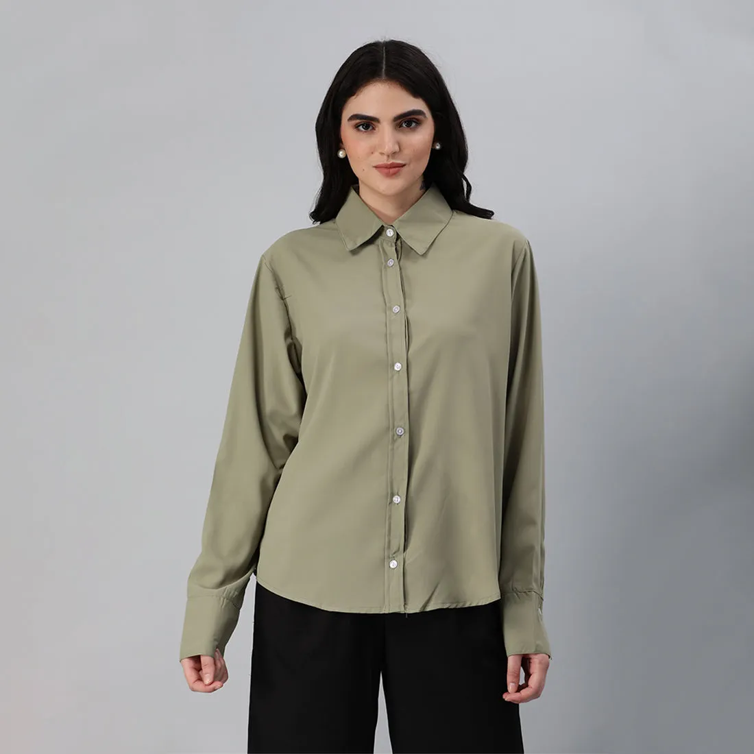 Basic Long Sleeved Collared Shirt