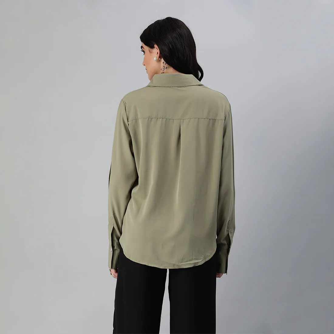Basic Long Sleeved Collared Shirt