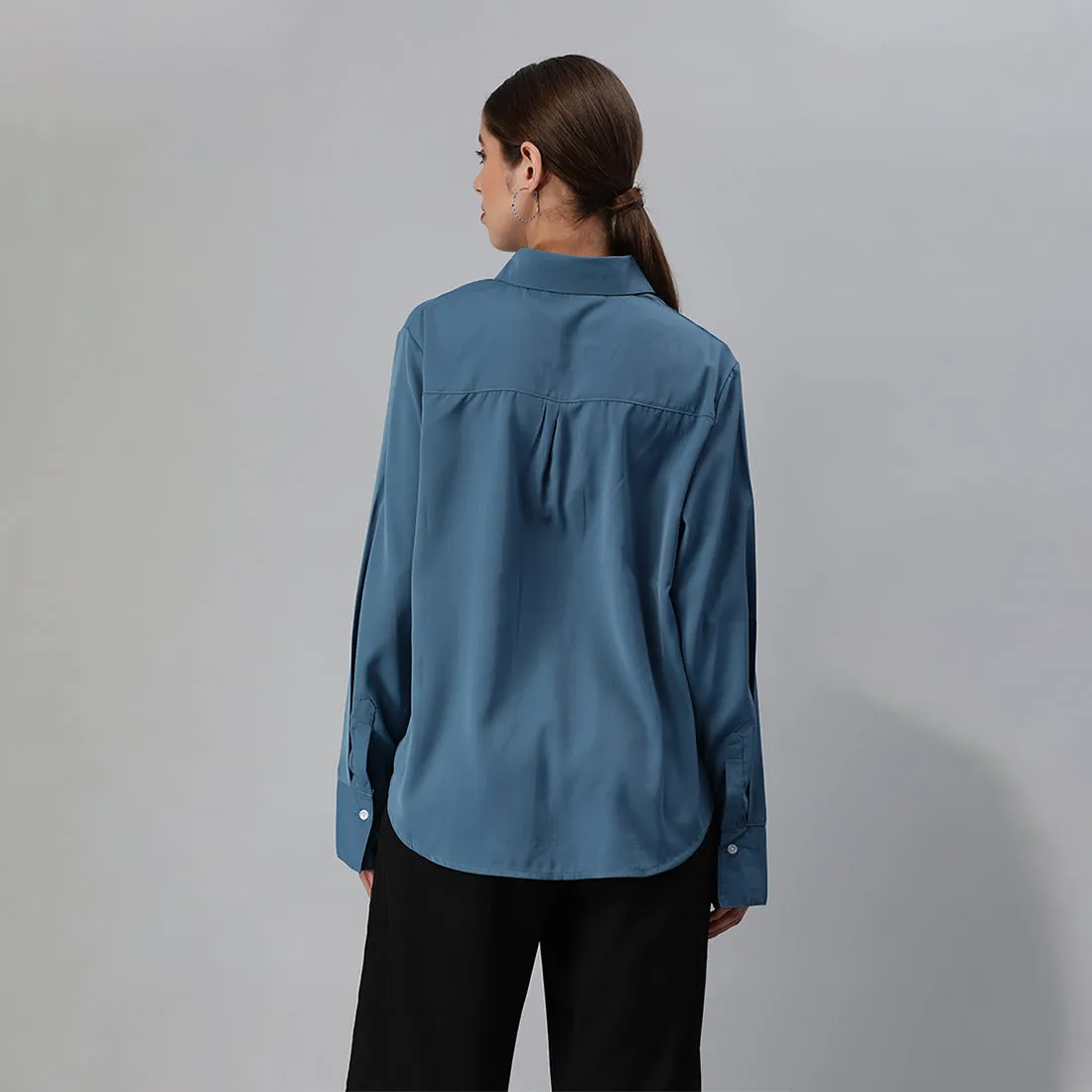 Basic Long Sleeved Collared Shirt