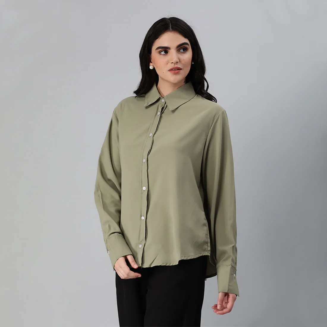 Basic Long Sleeved Collared Shirt