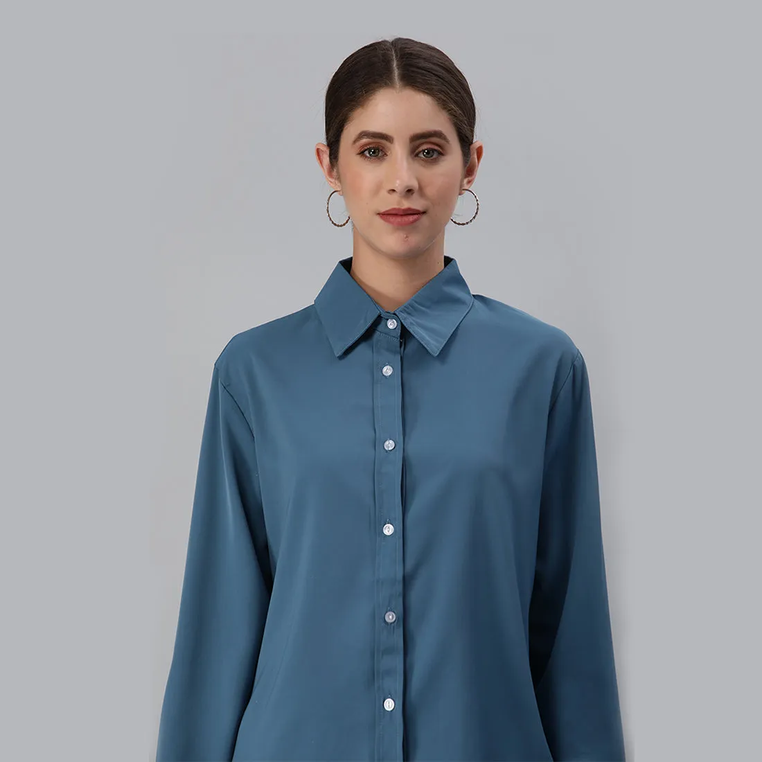 Basic Long Sleeved Collared Shirt