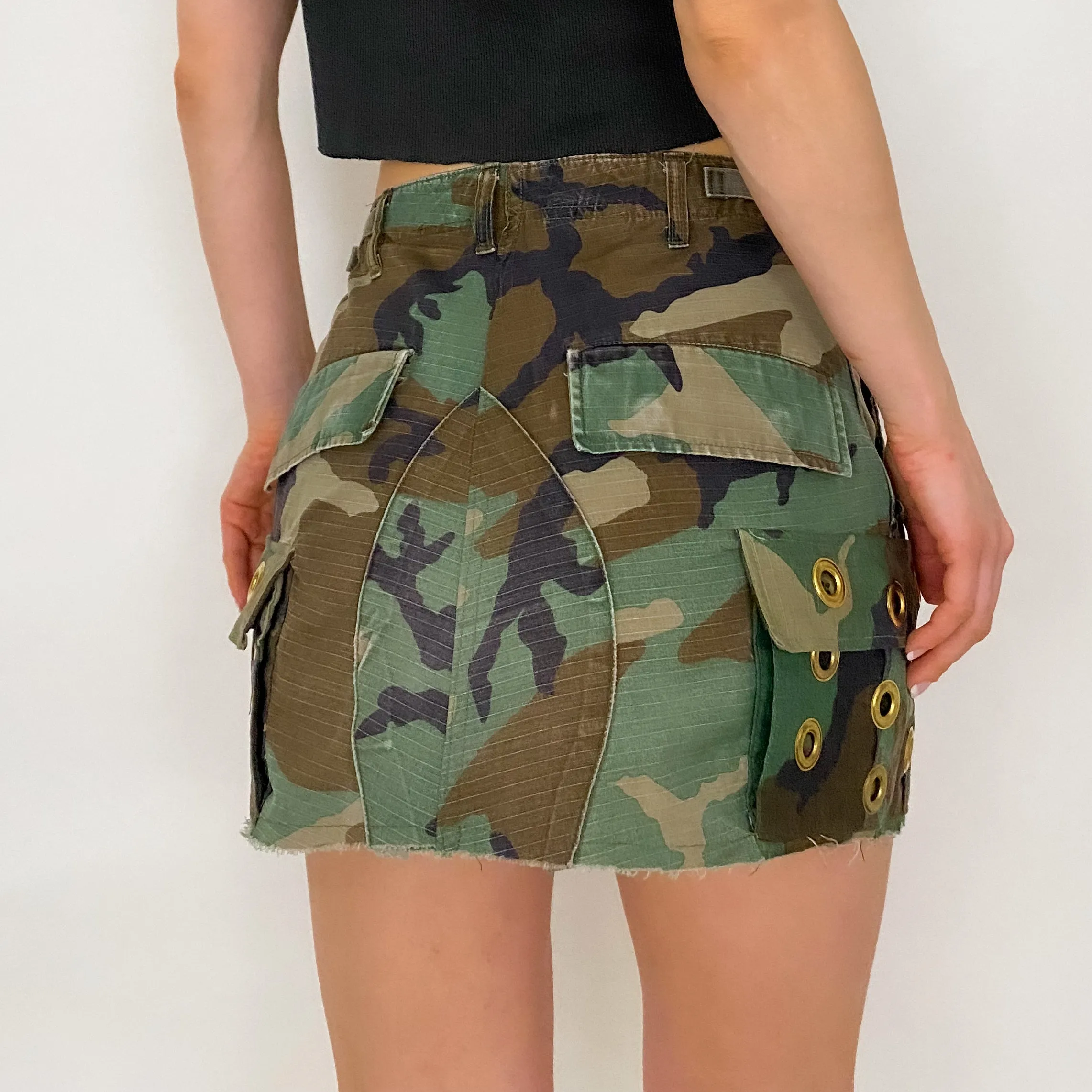 Camo Grommet Mini Skirt - Medium