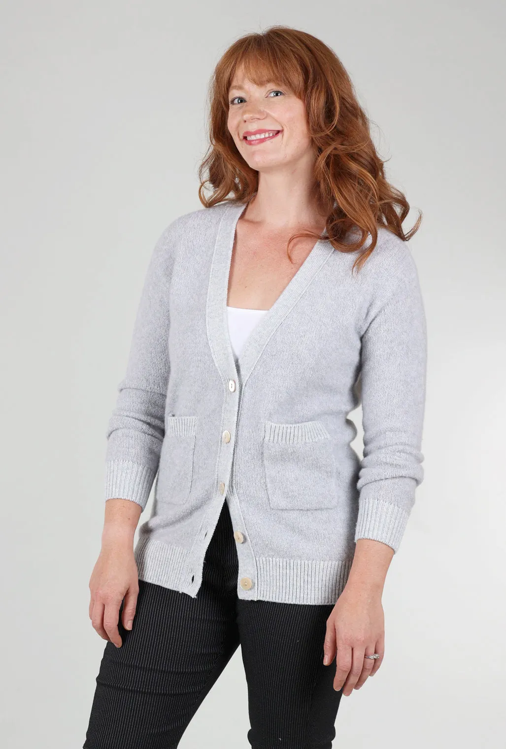 Cashmere Boucle Boyfriend Cardie, Argento Gray