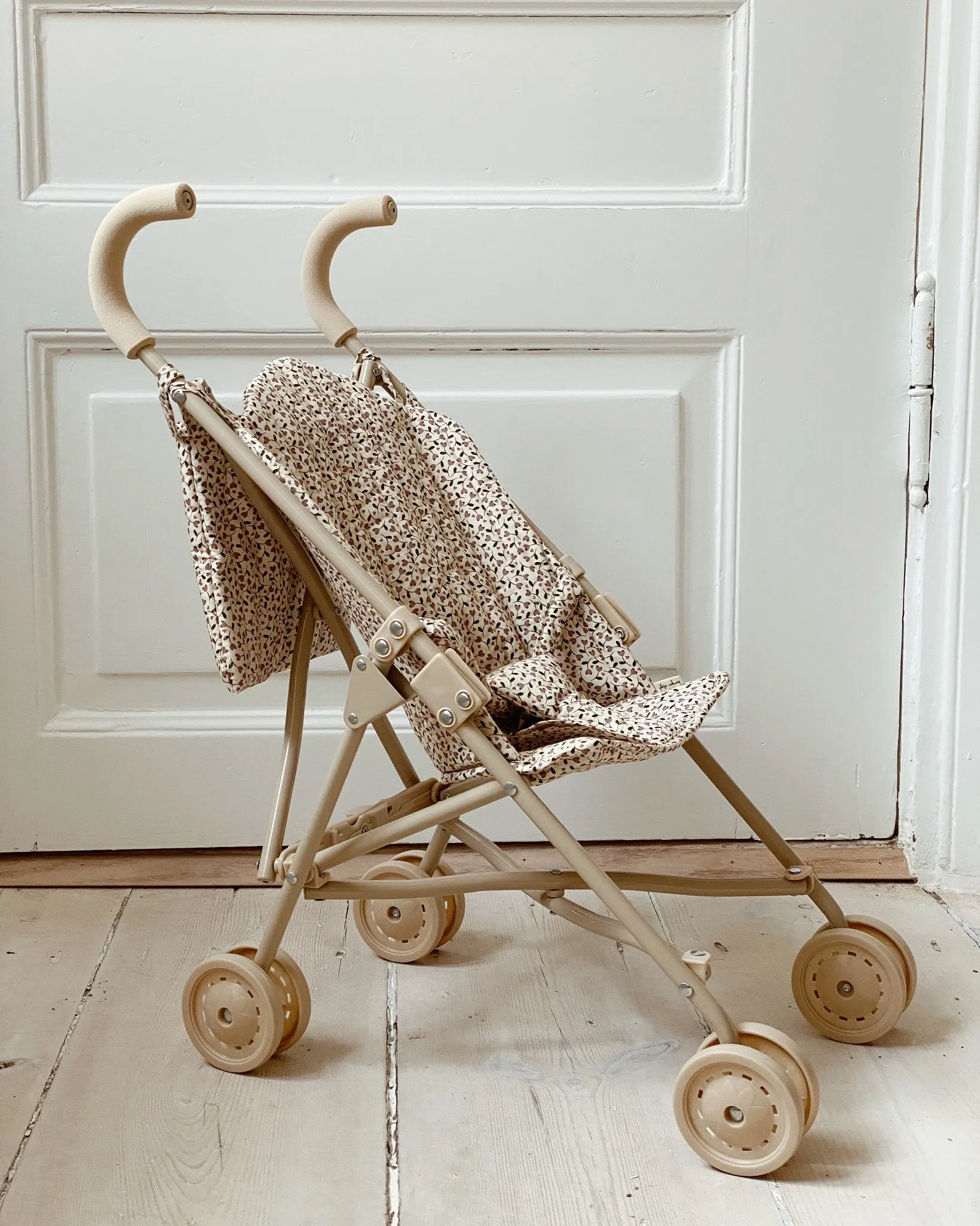 Doll Stroller - Milk Tank