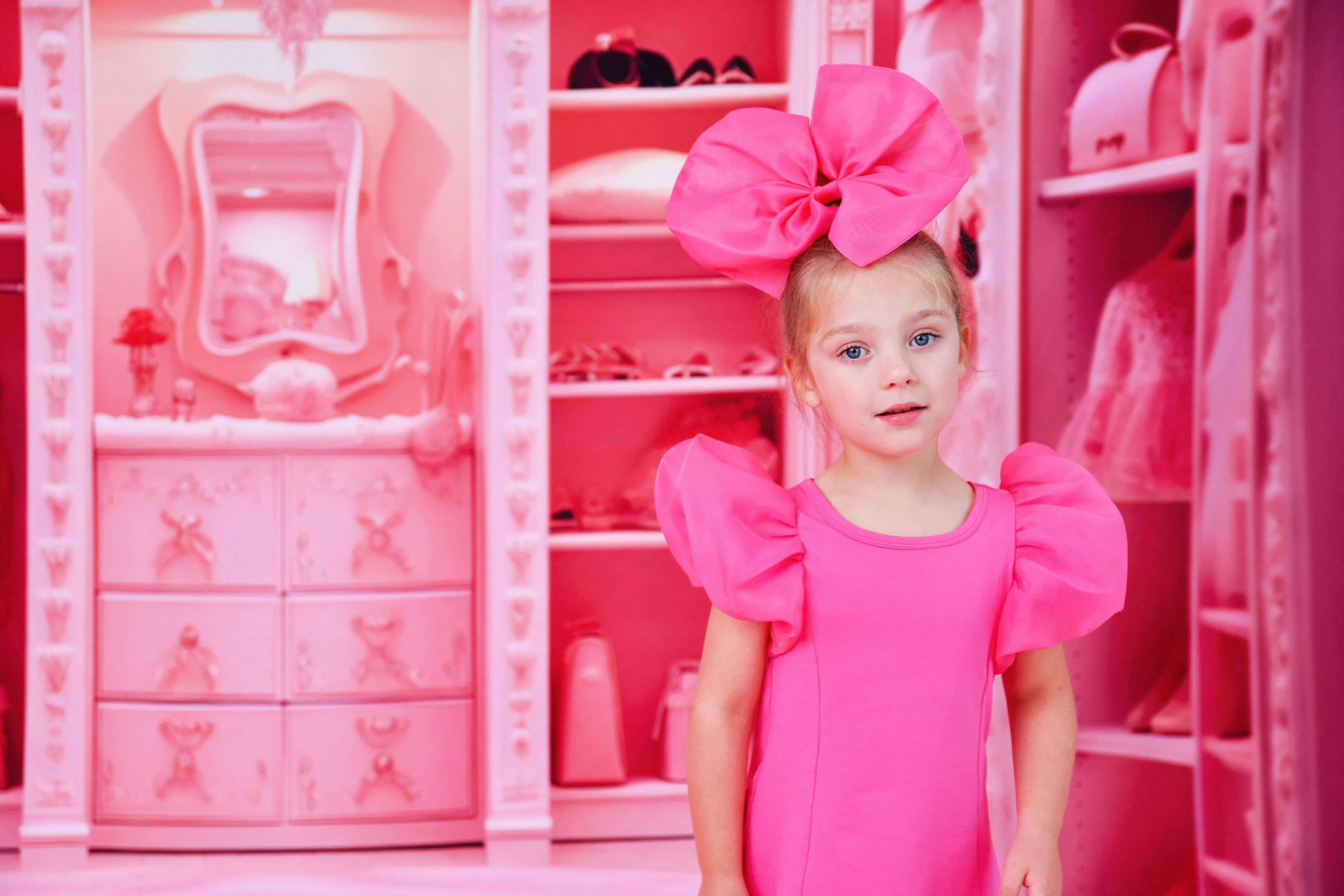 DOLLY WORLD SHORT PUFF SLEEVE ORGANZA DRESS WITH COTTON BODY barbiepink