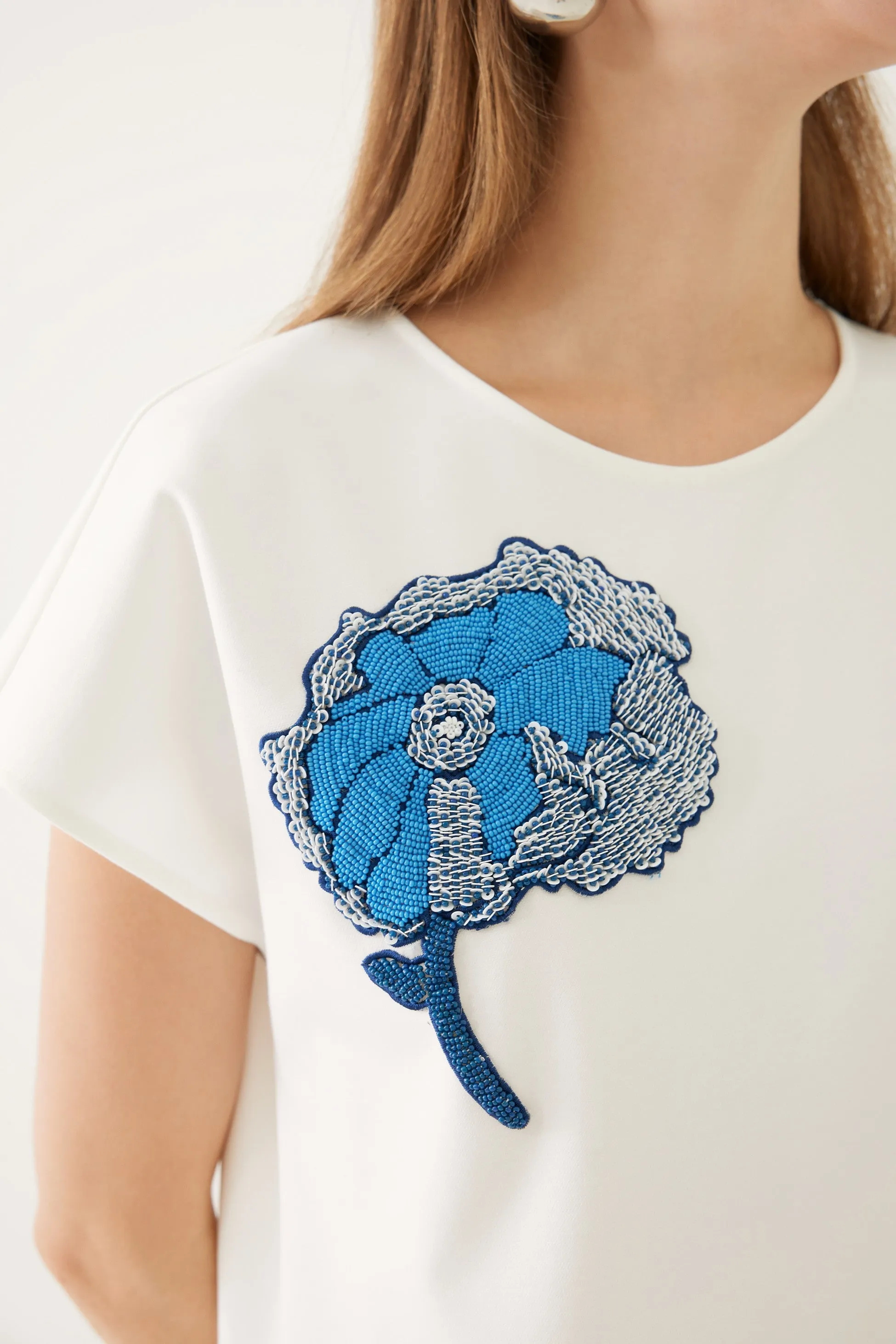 Embroidery Detailed Ivory Crewneck T-Shirt