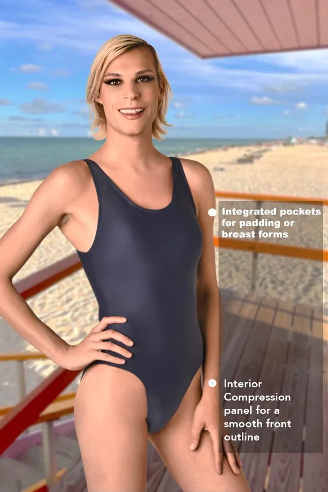 En Femme Scoop Neck Sport Tank Tucking Swimsuit