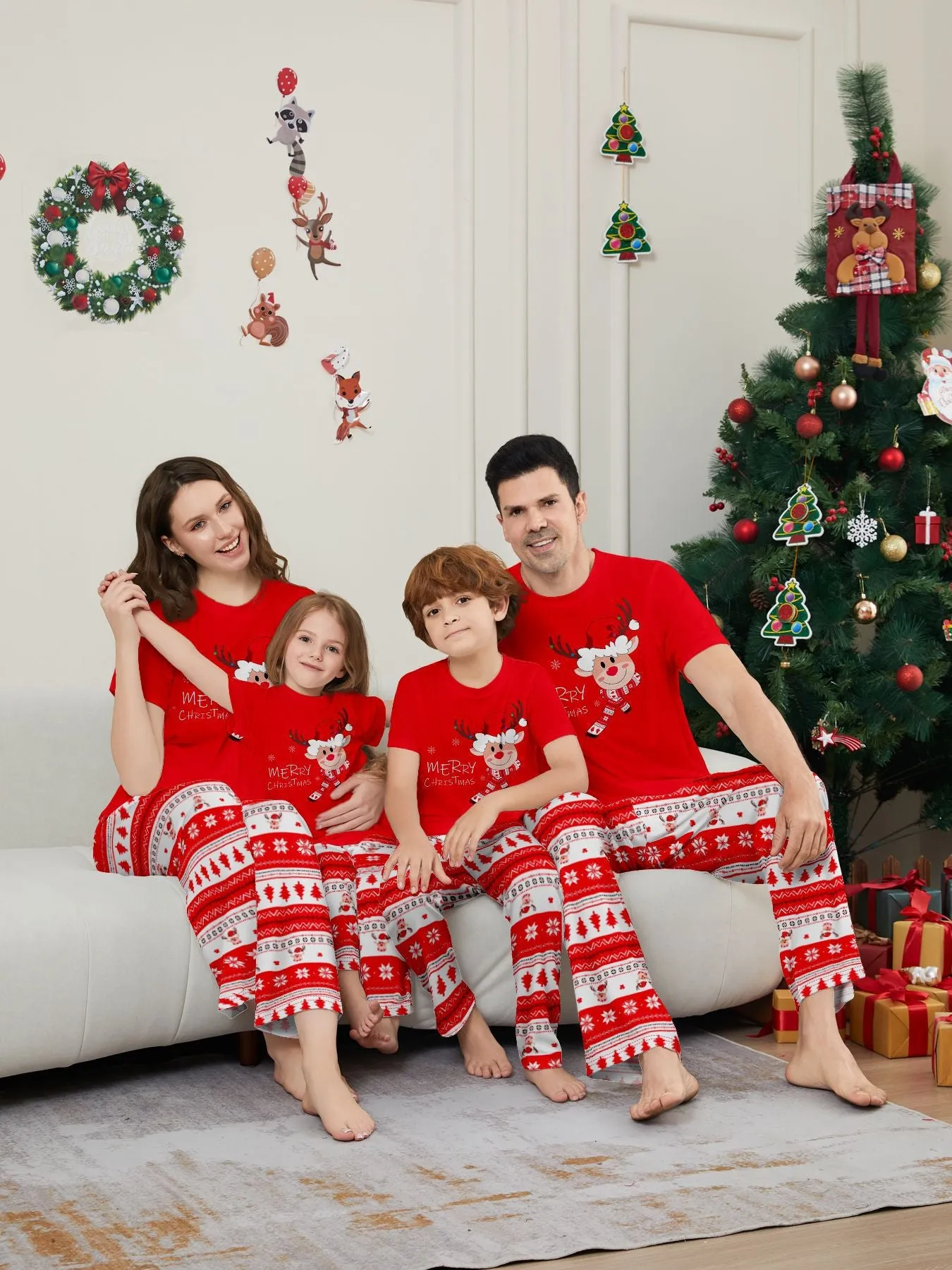 Fawn Printed Short Sleeve  Family Matching Christmas Pajamas Sets