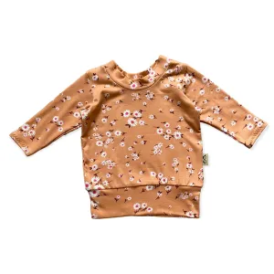 Field of Daises on Camel Lounge Top