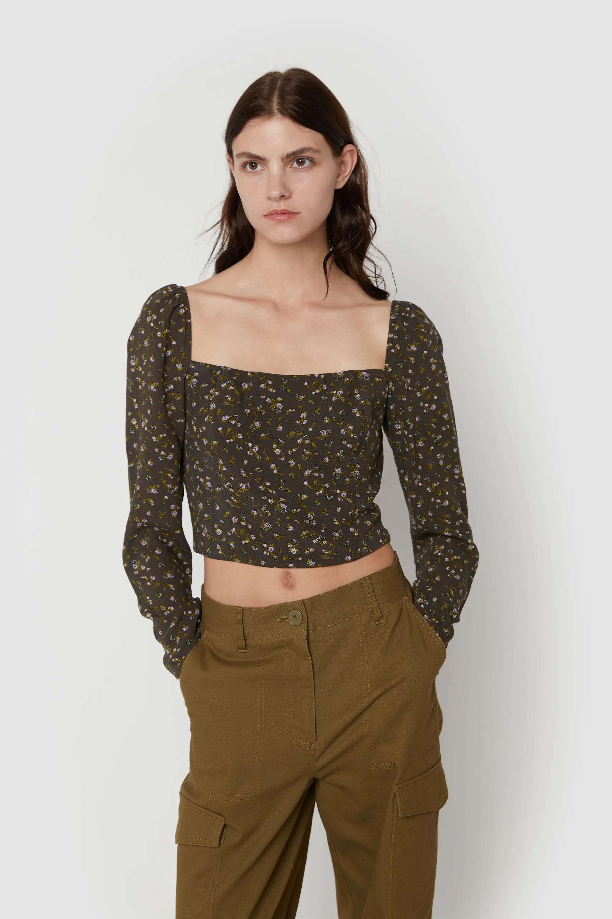 FLORAL SQUARE NECK BLOUSE