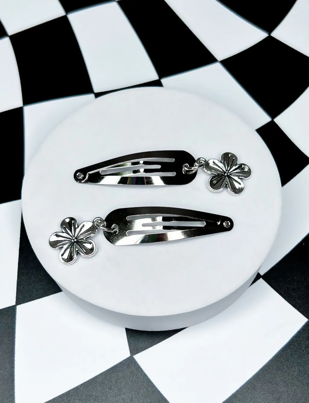 FLOWER HAIR CLIPS