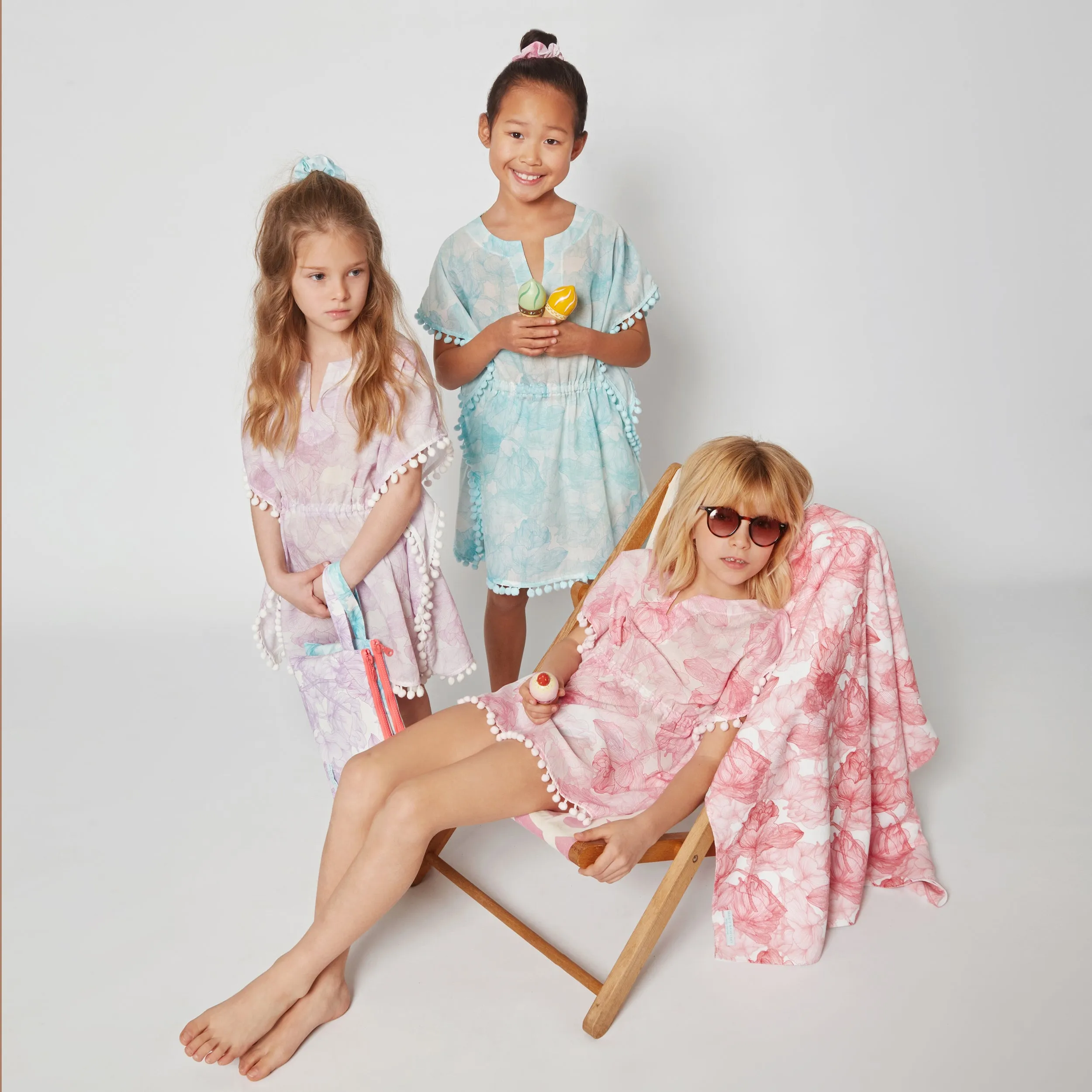 GIRL'S KAFTAN FLOWERS PINK