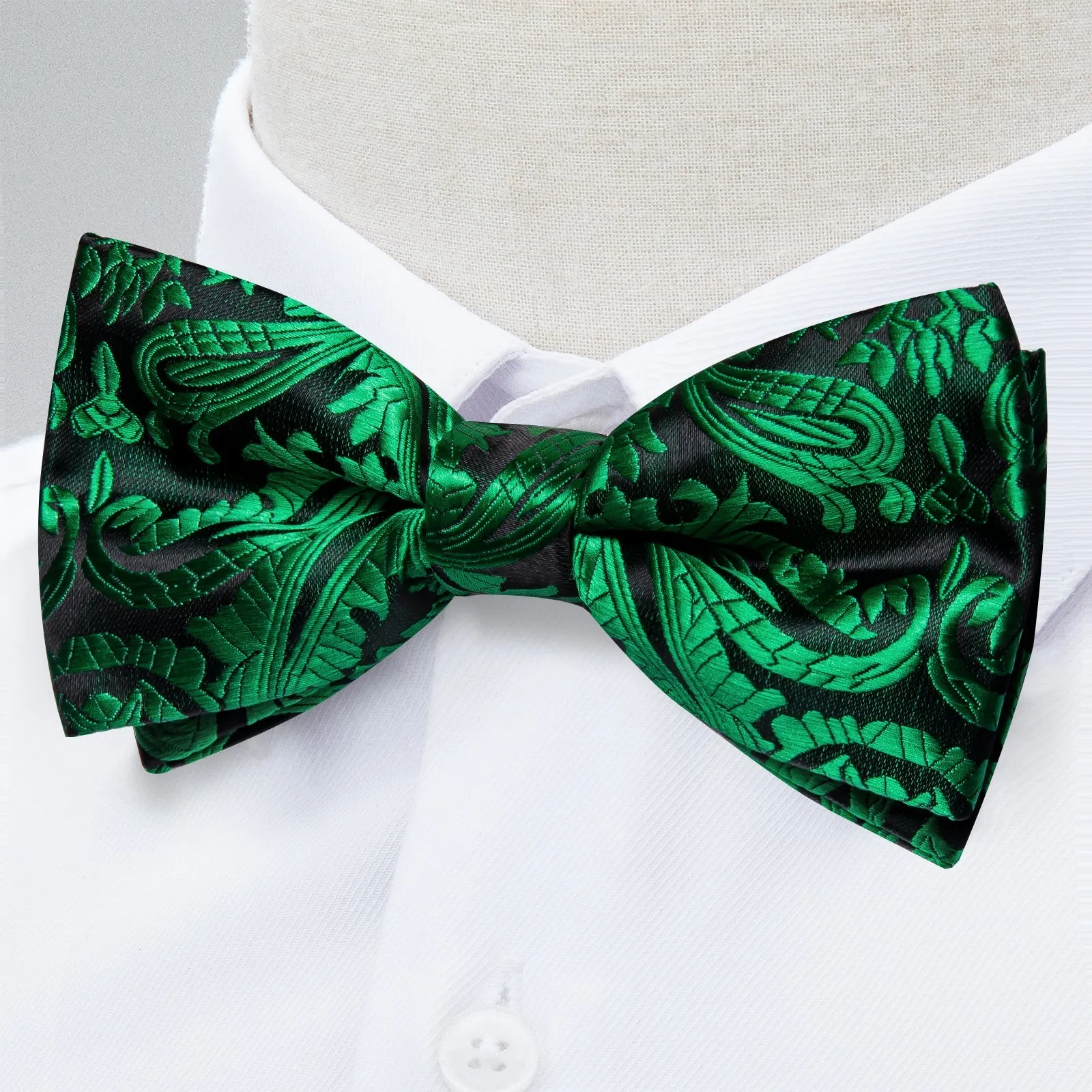 Green Floral Silk Pre-tied Bow Tie Hanky Cufflinks Set