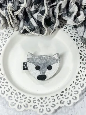 Grey Fox Felt Clippie