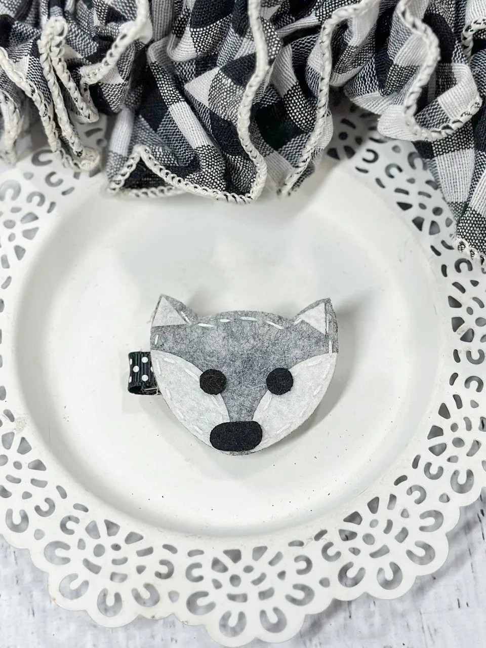 Grey Fox Felt Clippie