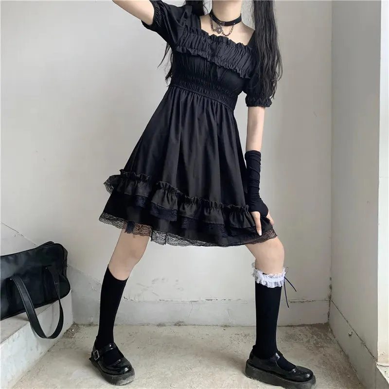 Japanese Fashionable Black Dress with Square Collar and Puff Sleeves