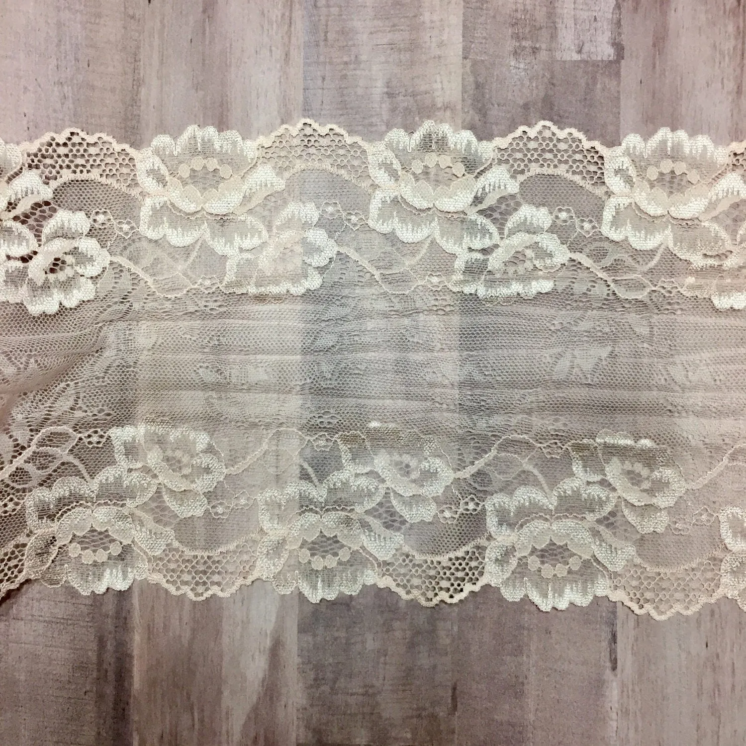 Light Peach 7.5" Wide Stretch Lace