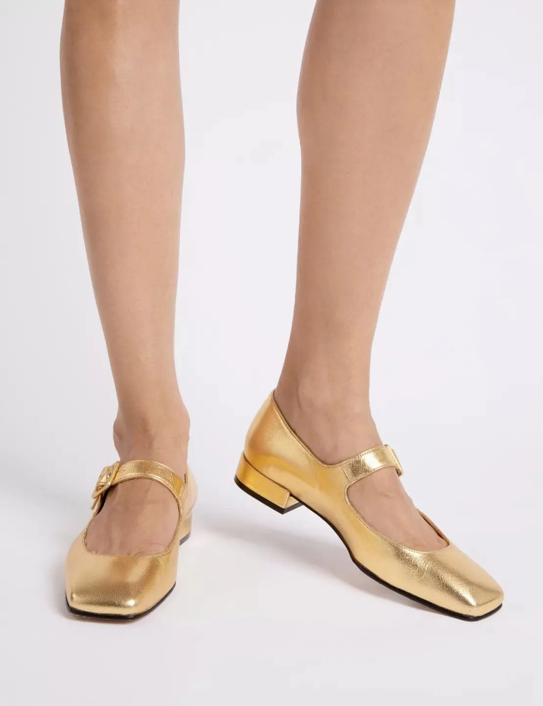 Low Mary Jane Leather Shoes – Gold