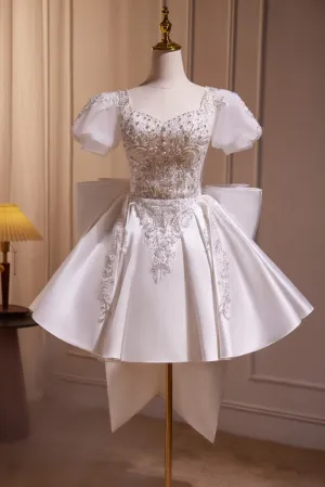 Luxury Lantern Sleeves Beaded with Bowknot Back Short Homecoming Dress