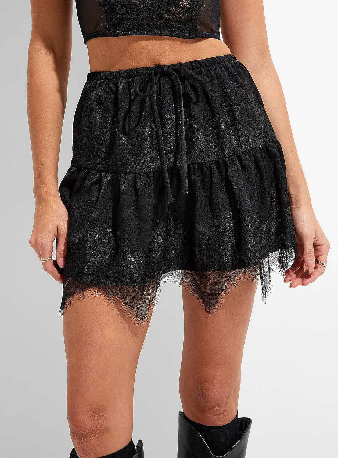 Meiweileya Y2k Lace Mini Skirts for Women Low Rise Pleated Half Slip Skirt Under T Shirt Ruffle Aesthetic Short Skirts