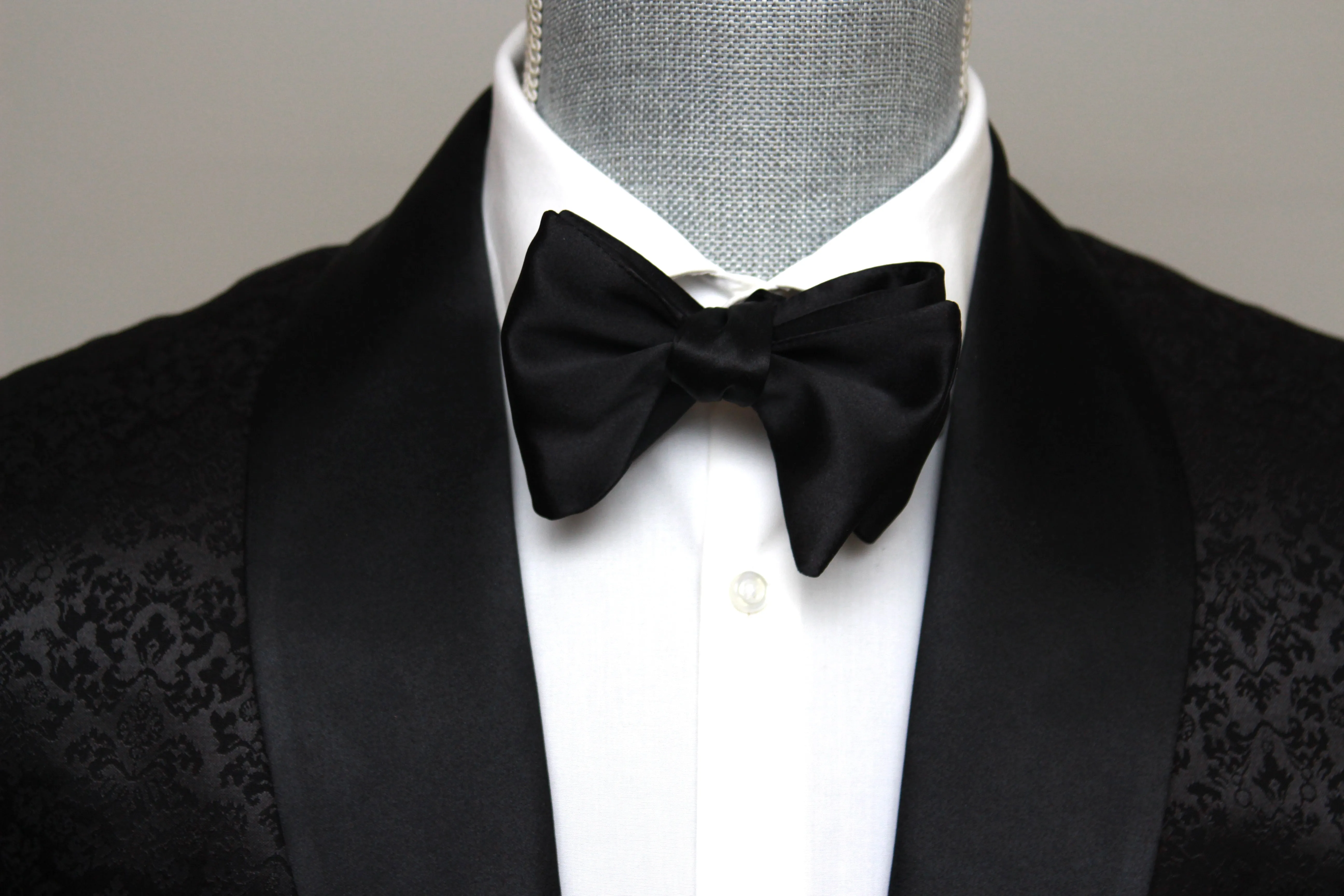 Men's Small Silk Bow Tie