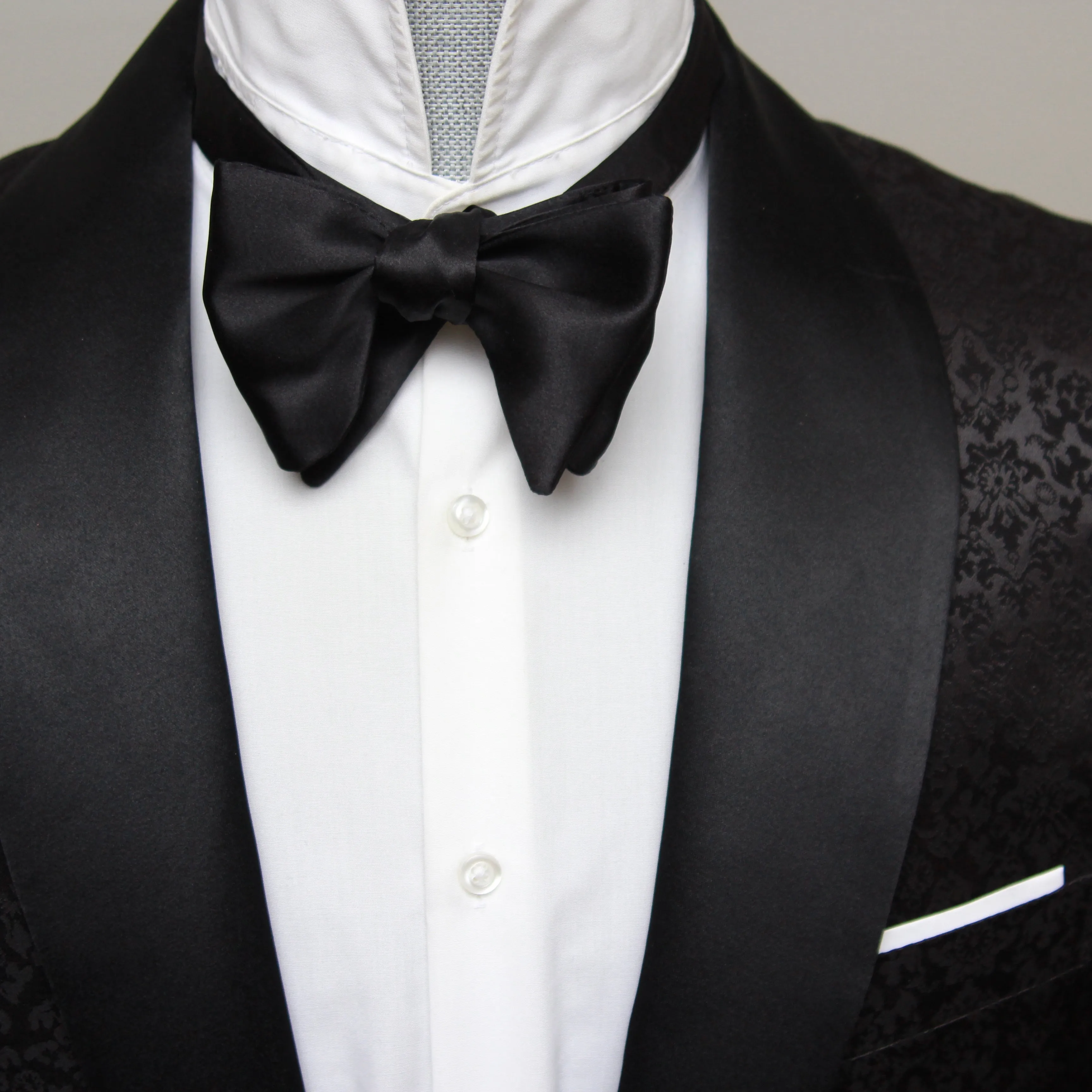 Men's Small Silk Bow Tie