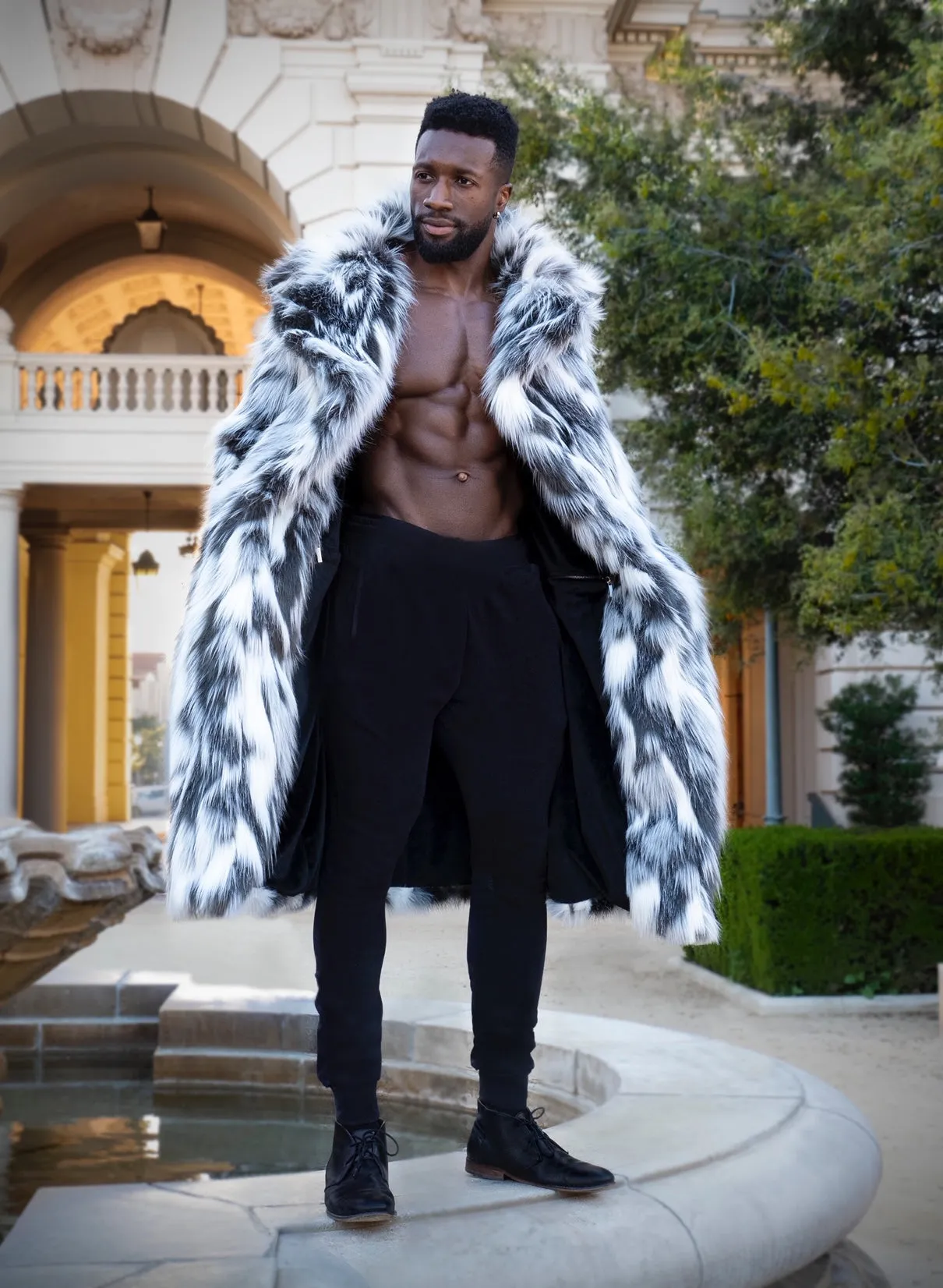 Men's Vandal Coat in "Tibetan Wolf"