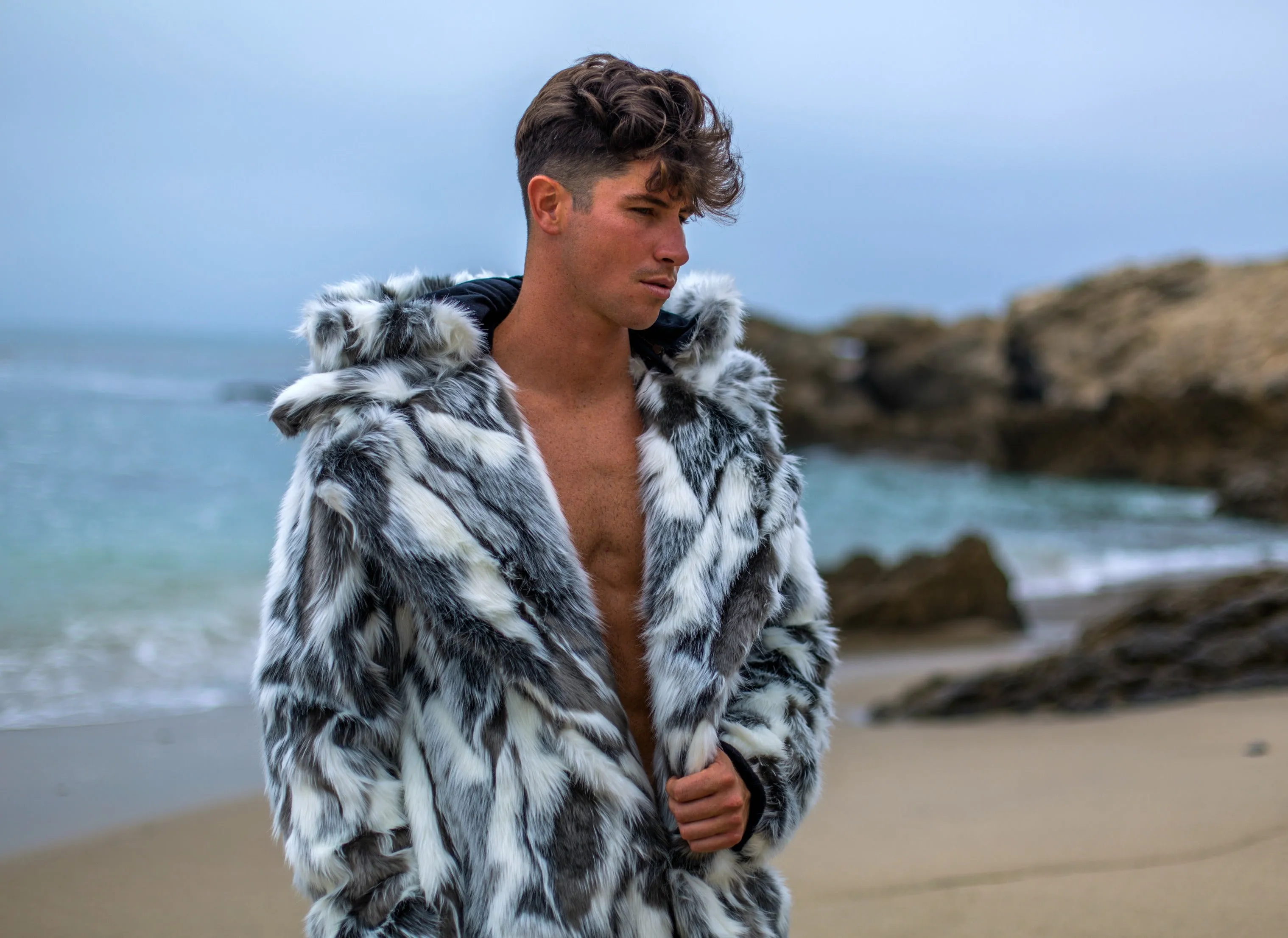 Men's Vandal Coat in "Tibetan Wolf"