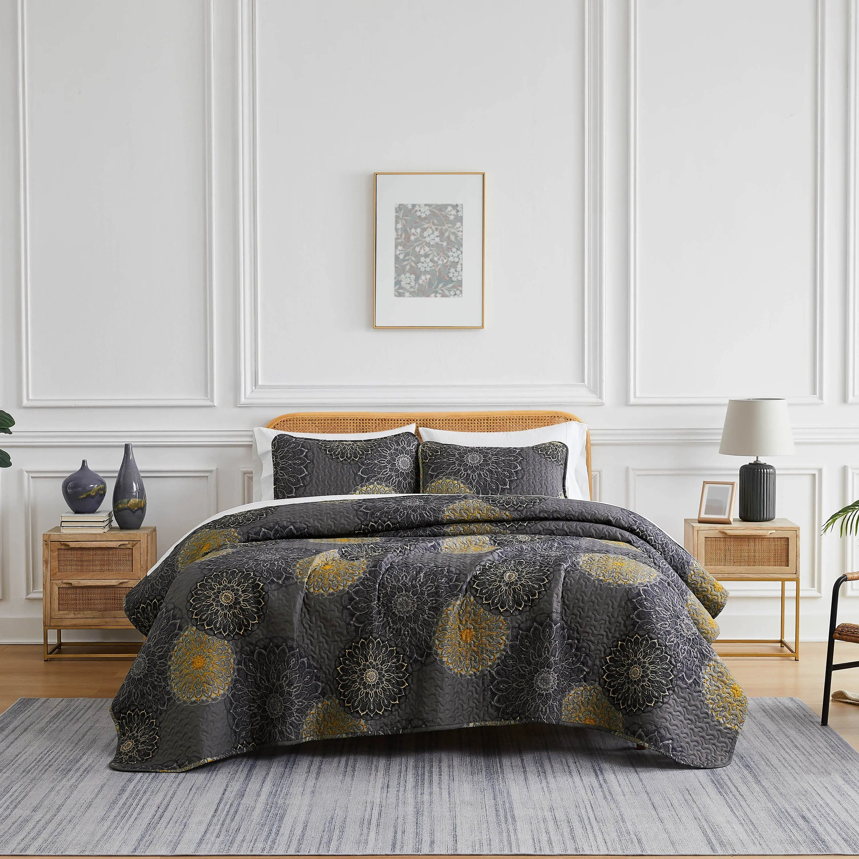 Midnight Floral Quilt Set