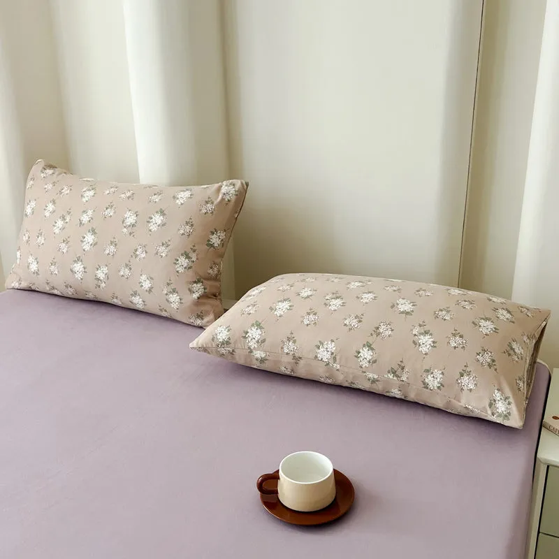 Modern Vintage Floral Double Gauze Cotton Duvet Cover Set, Taro Flat/Fitted Sheet