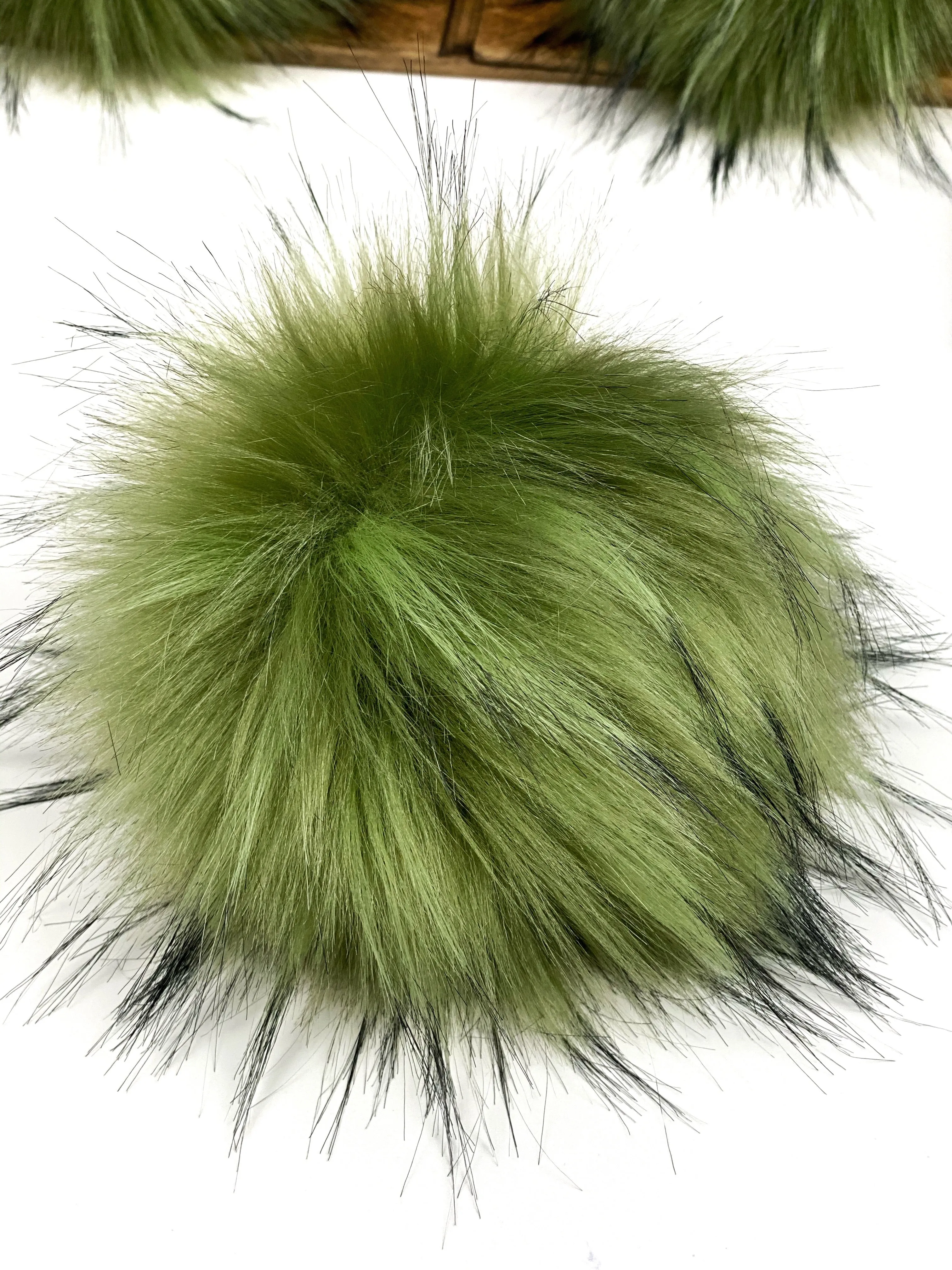Moss Faux Fur Pom Pom