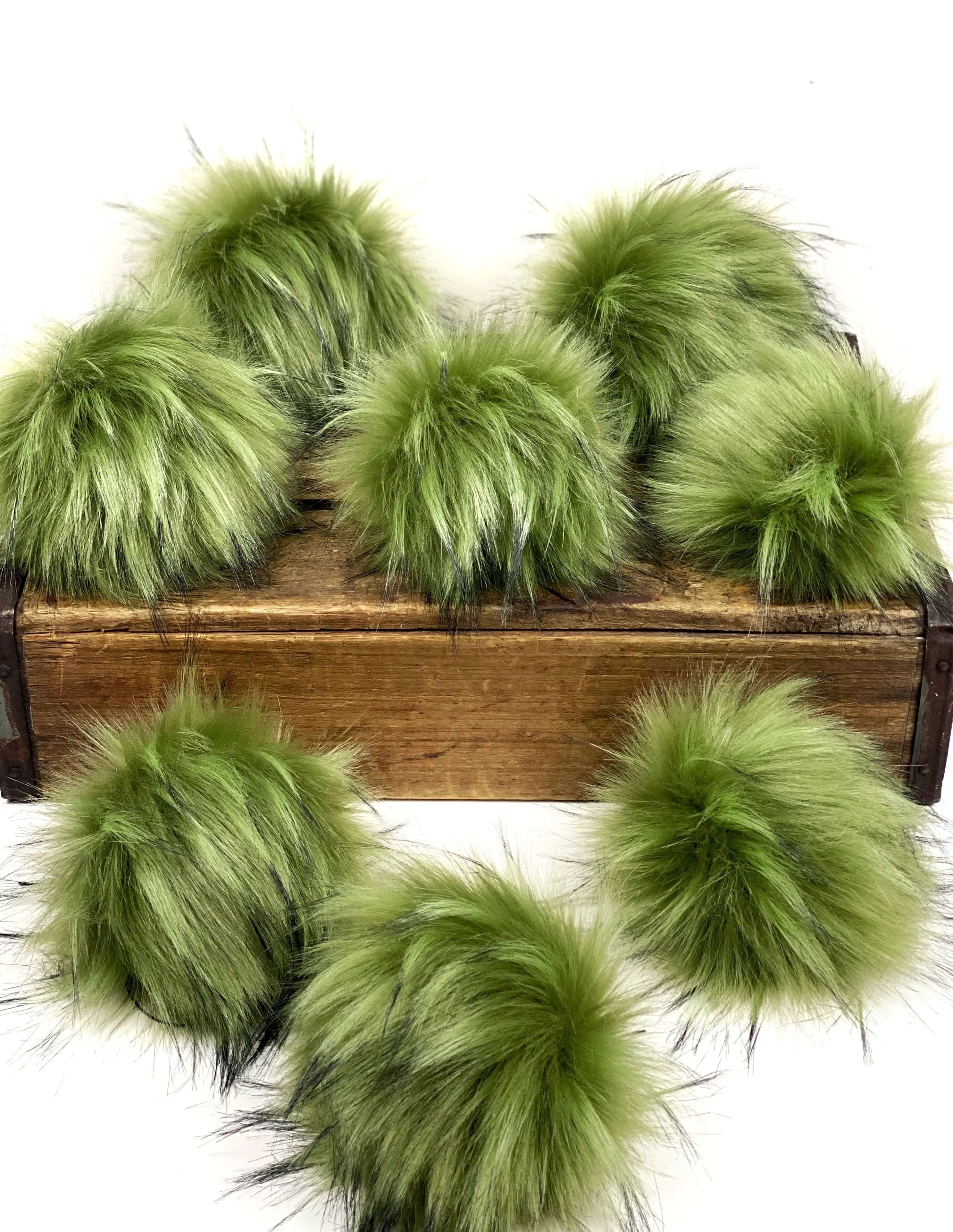 Moss Faux Fur Pom Pom