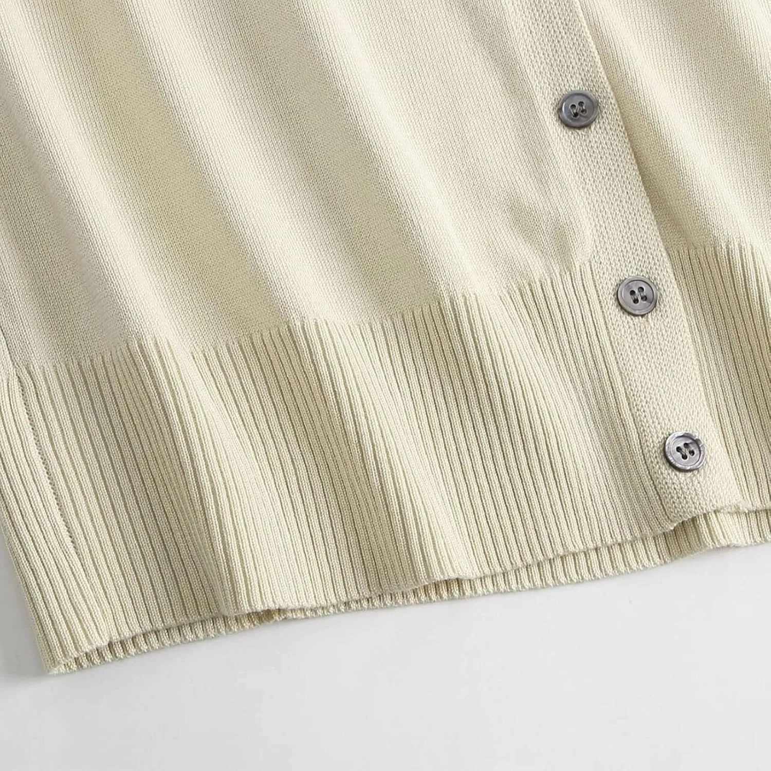 Open Front Cardigans Sweater for Women Comfy V-Neck Long Sleeve Button Lightweight Sweater Soft Knit Cardigan Coats