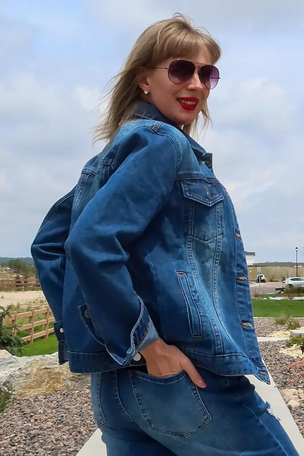 PEIQI Classic Jean Jacket for Women Basic Long Sleeve Button Down Denim Jackets