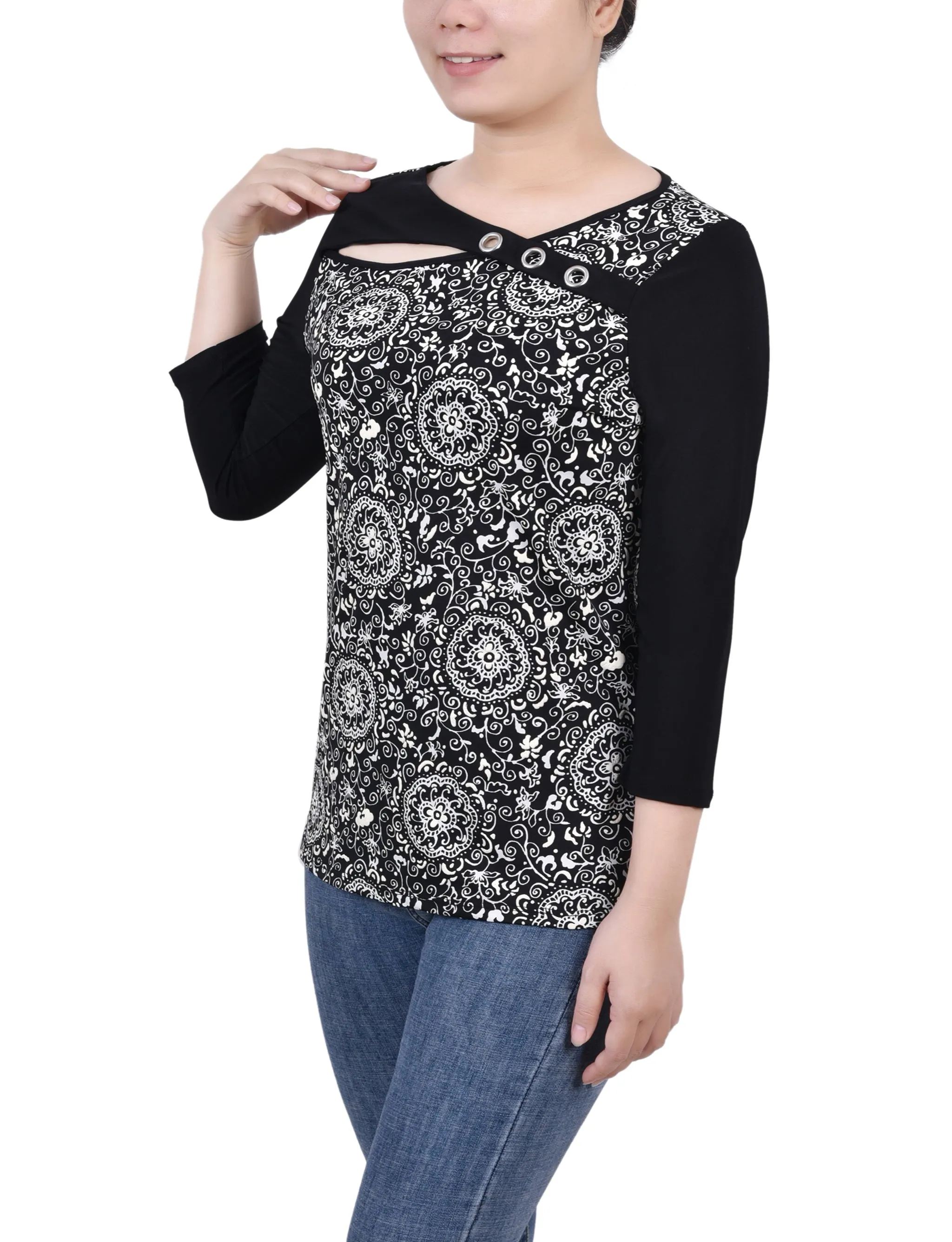 Petite 3/4 Sleeve Puff Print Cutout Top
