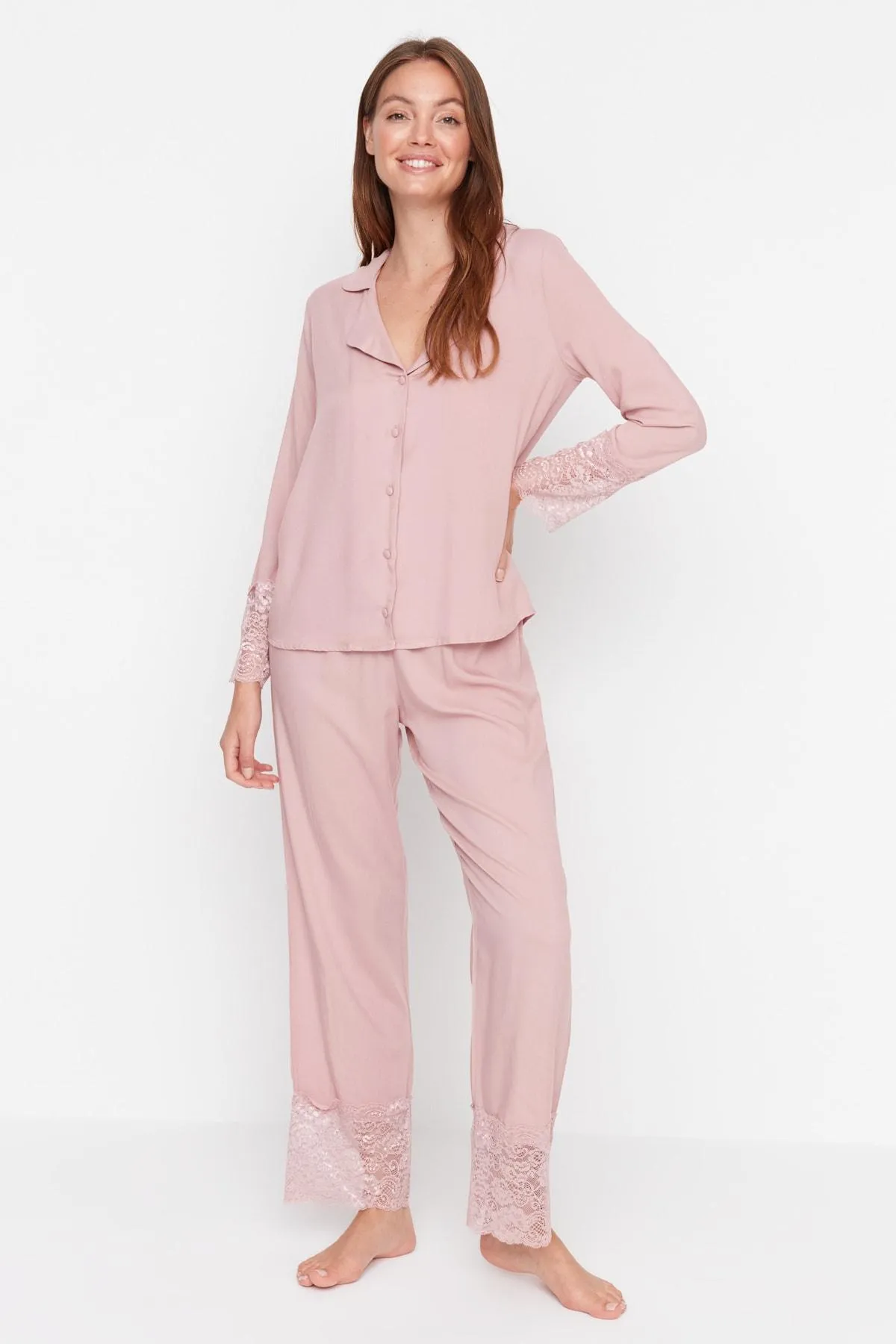 Powder Lace Detailed Woven Pajamas Set THMAW22PT0138