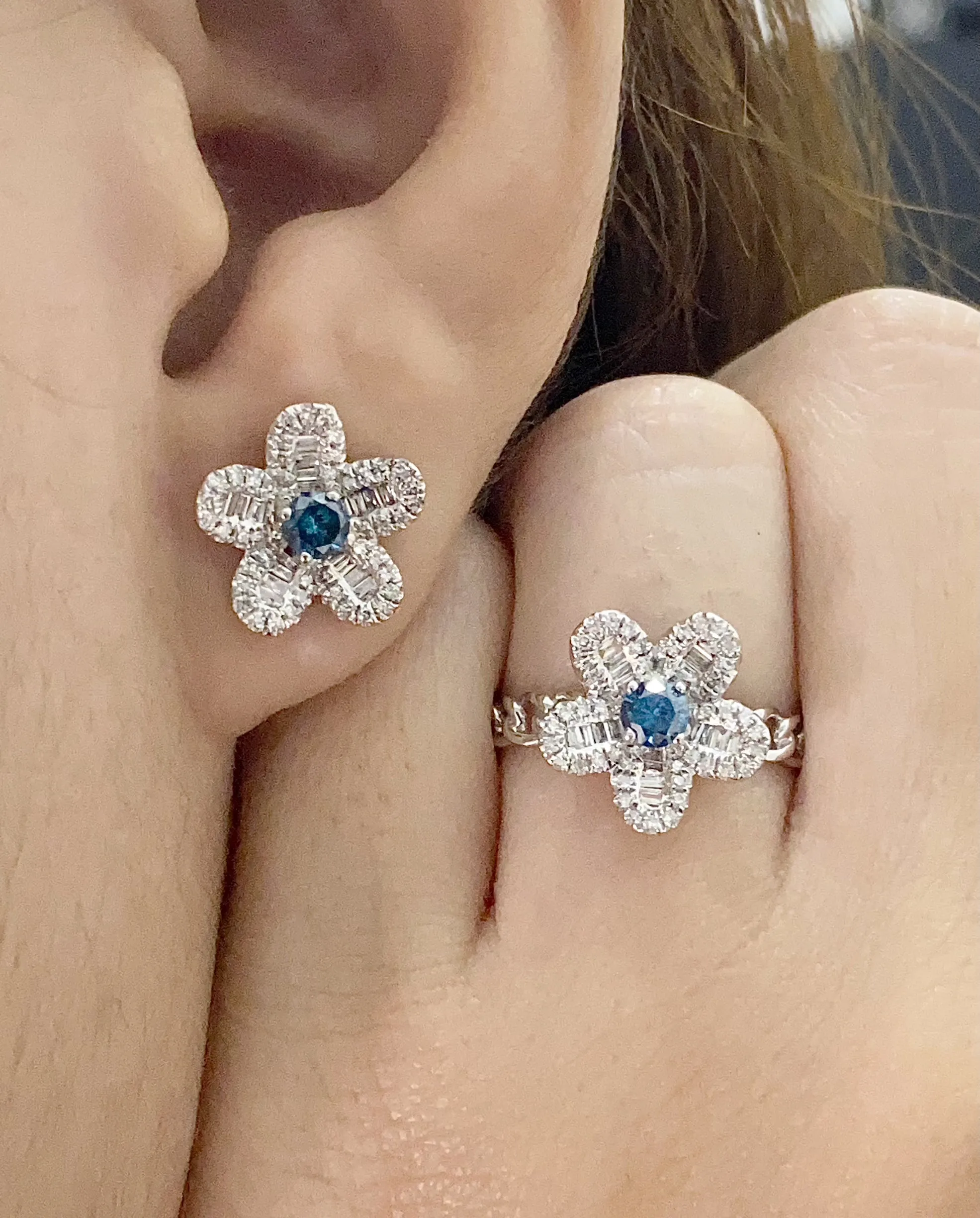 PREORDER | Floral Blue Diamond Jewelry Set 14kt