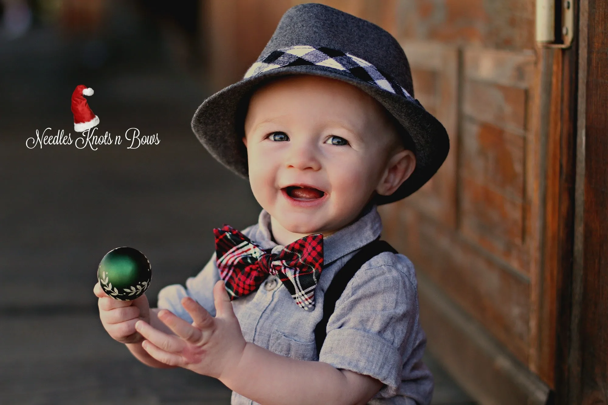 Red Black Scottish Tartan Plaid Bow Tie