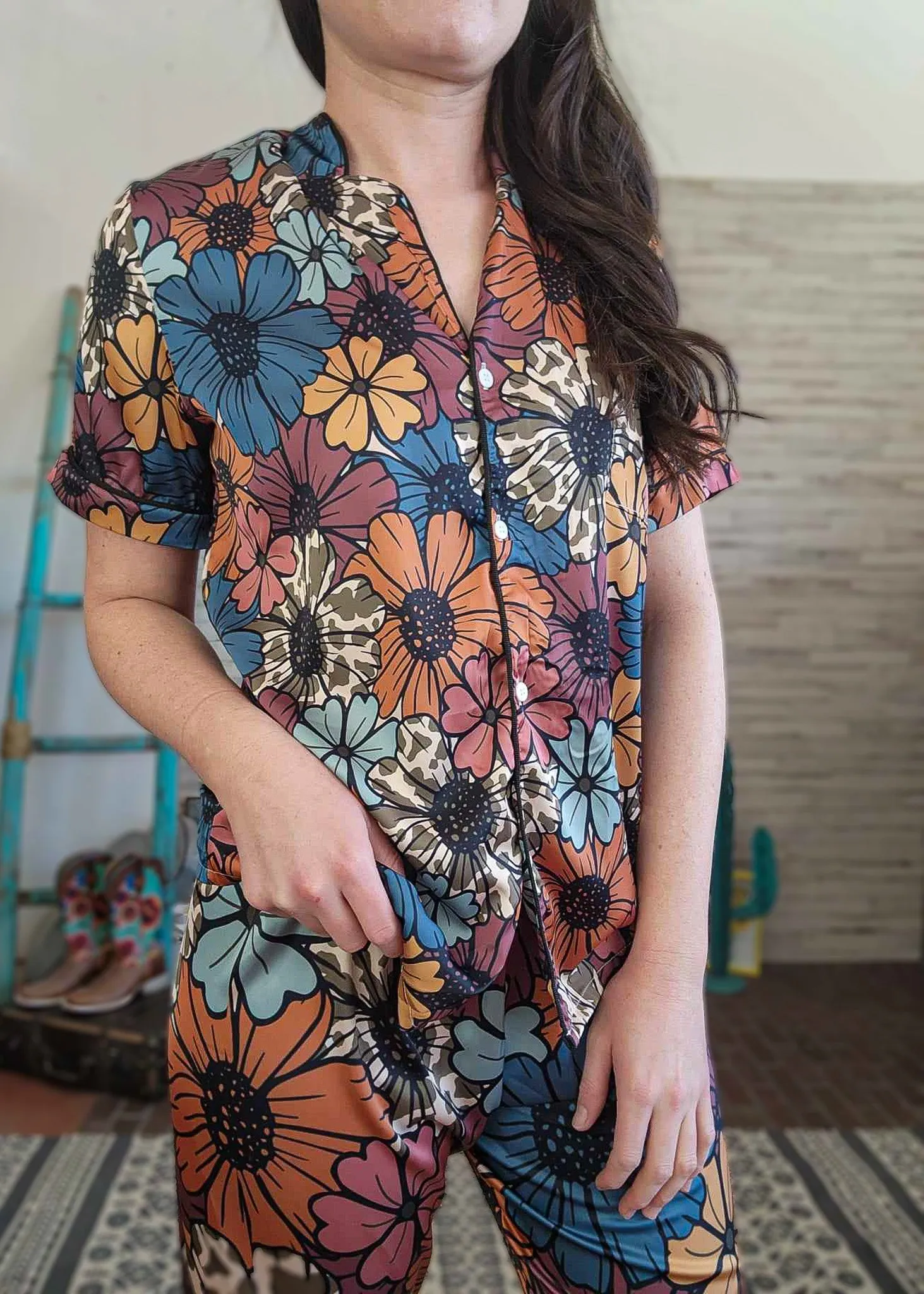 Retro Floral Cowhide Silky Pajamas