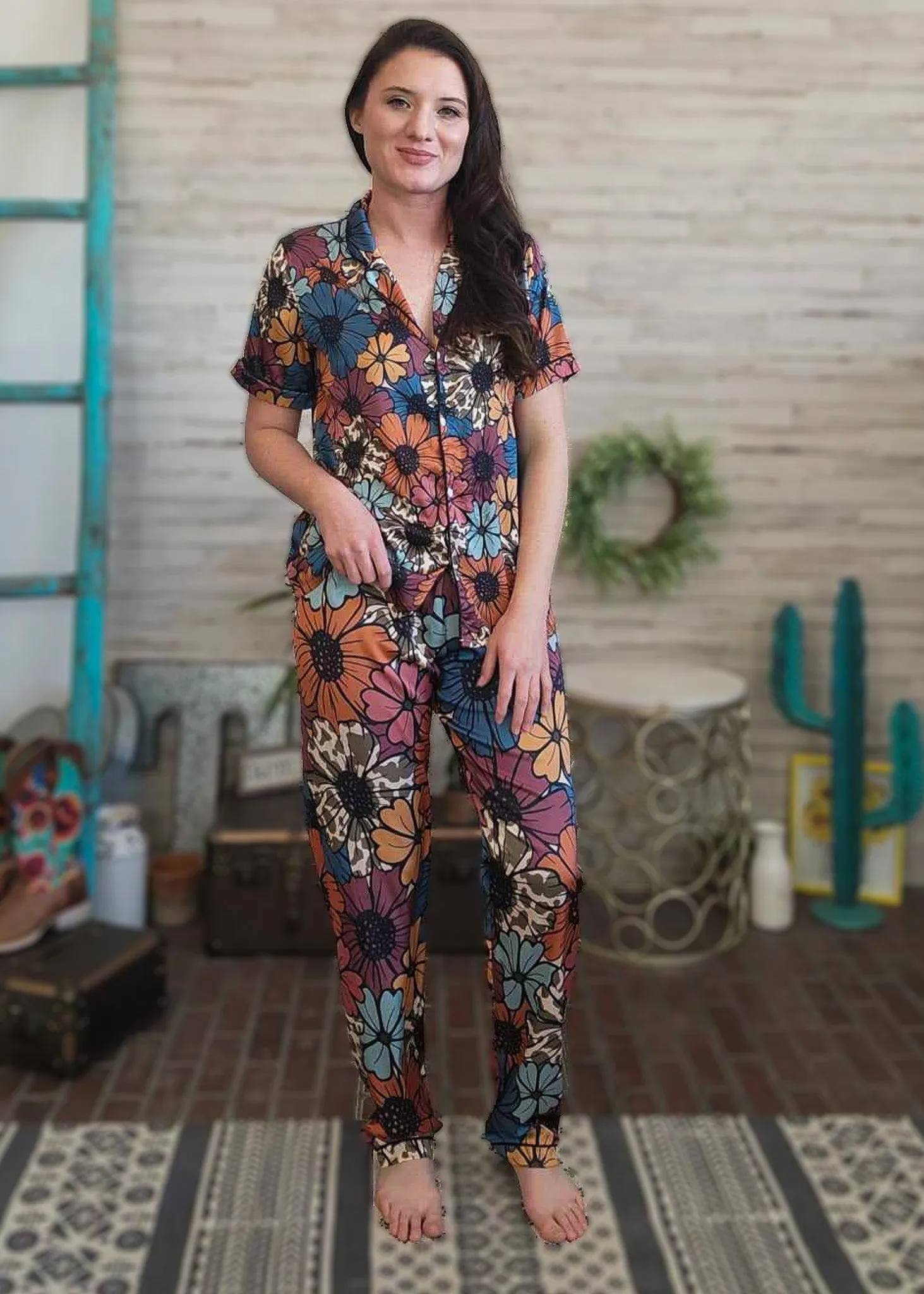 Retro Floral Cowhide Silky Pajamas