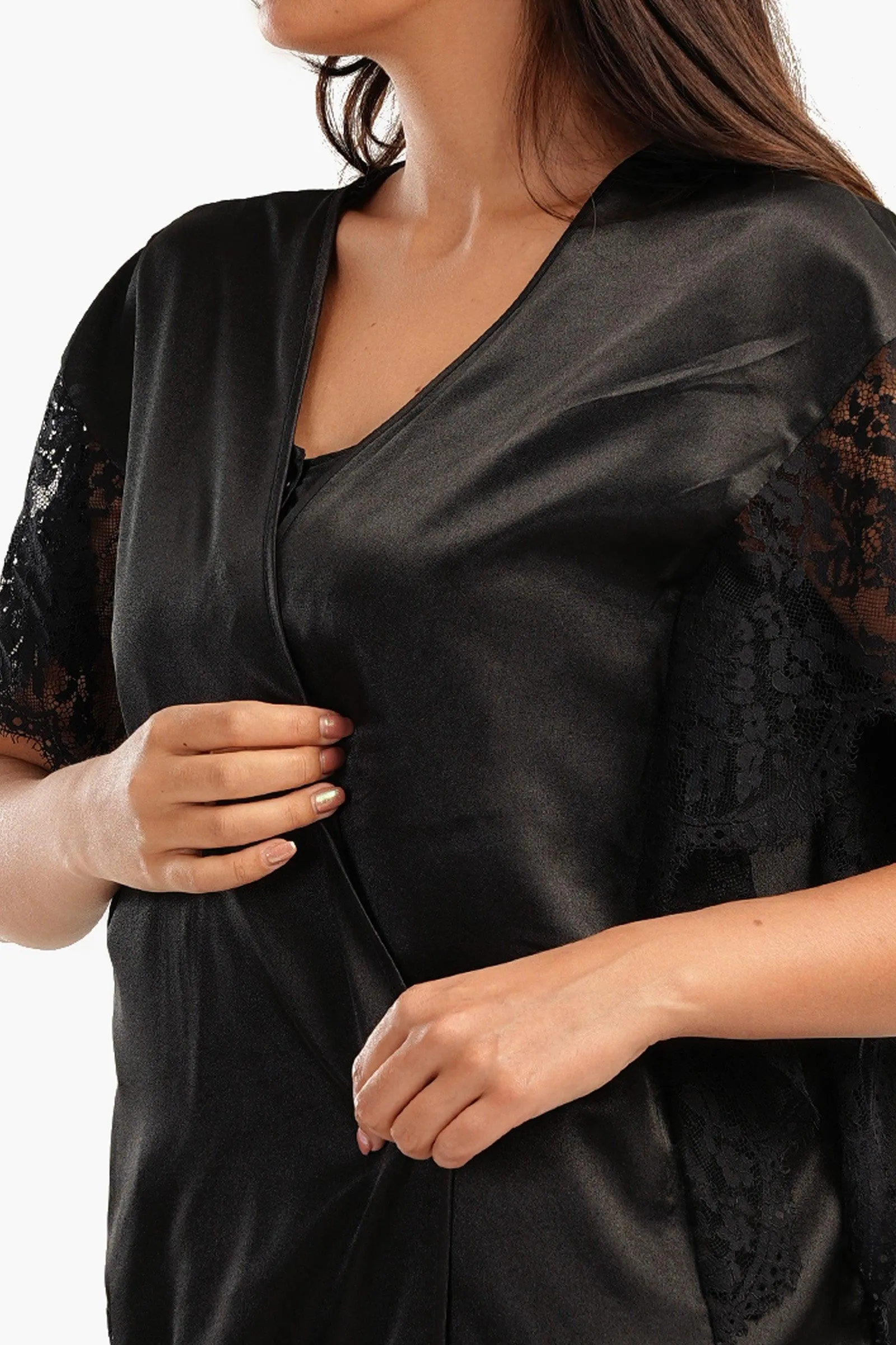 Robe with Lace Short Sleeves