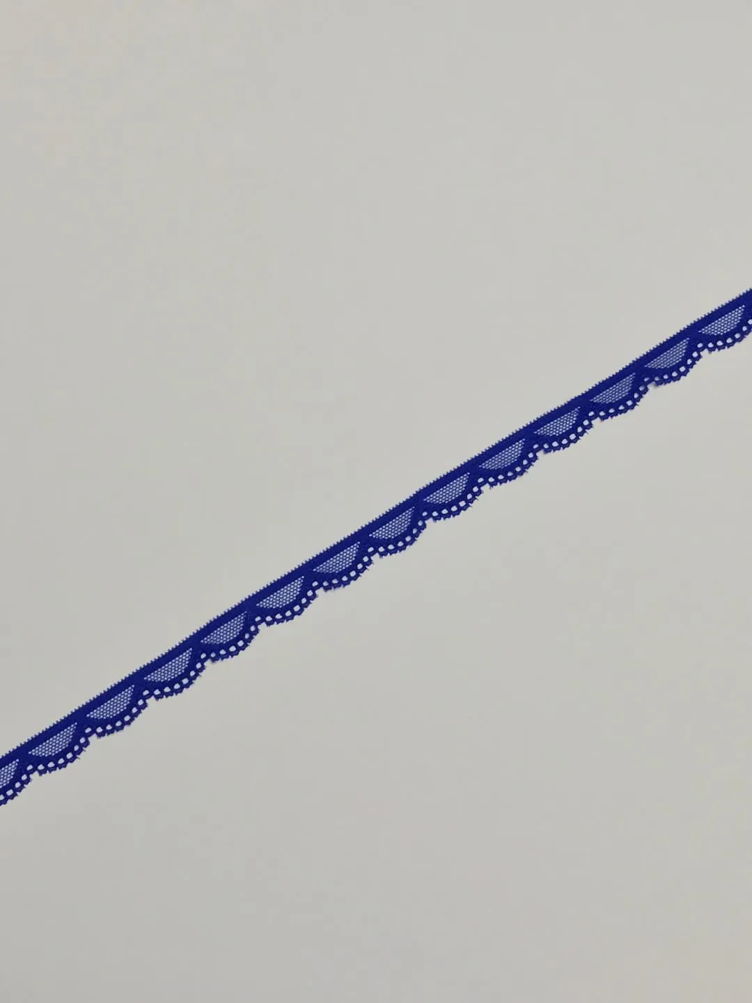 Royal 5/8" Wide Stretch Lace