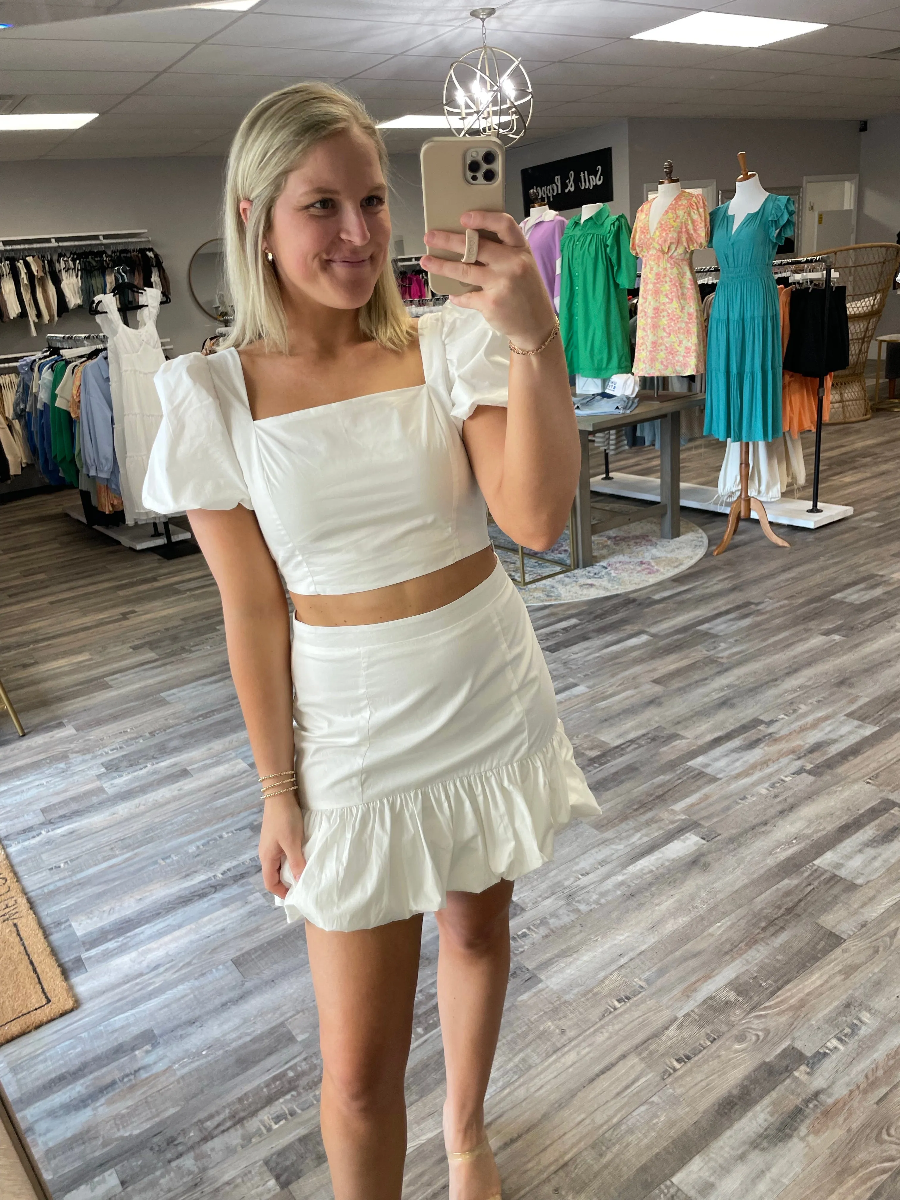 Ruffle Puff Sleeve Top - White